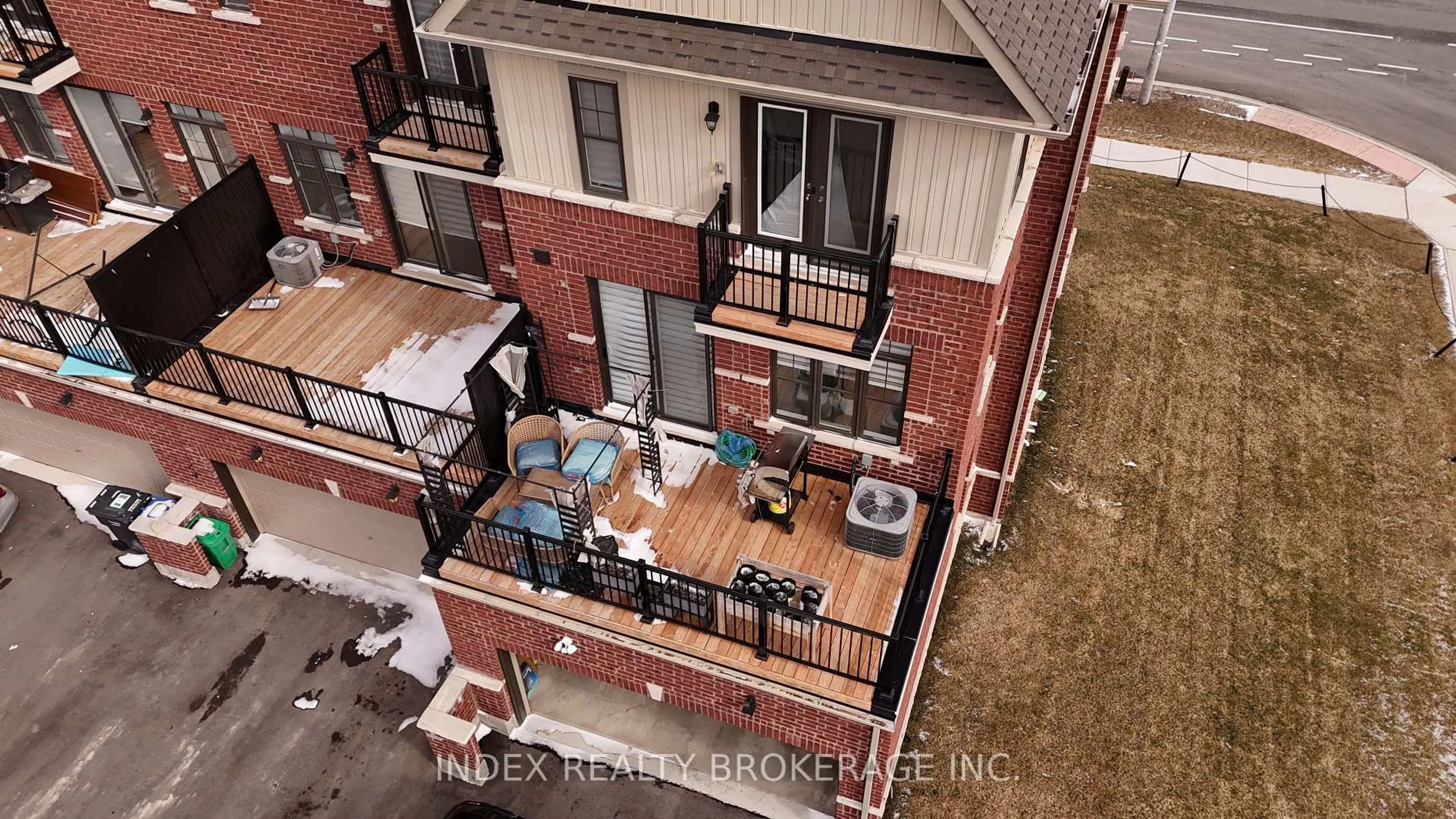 A pic from outside/outdoor area/front of a property/back of a property/a pic from drone, city buildings view from balcony for 428 Tim Manley Ave, Caledon Ontario L7C 4M1