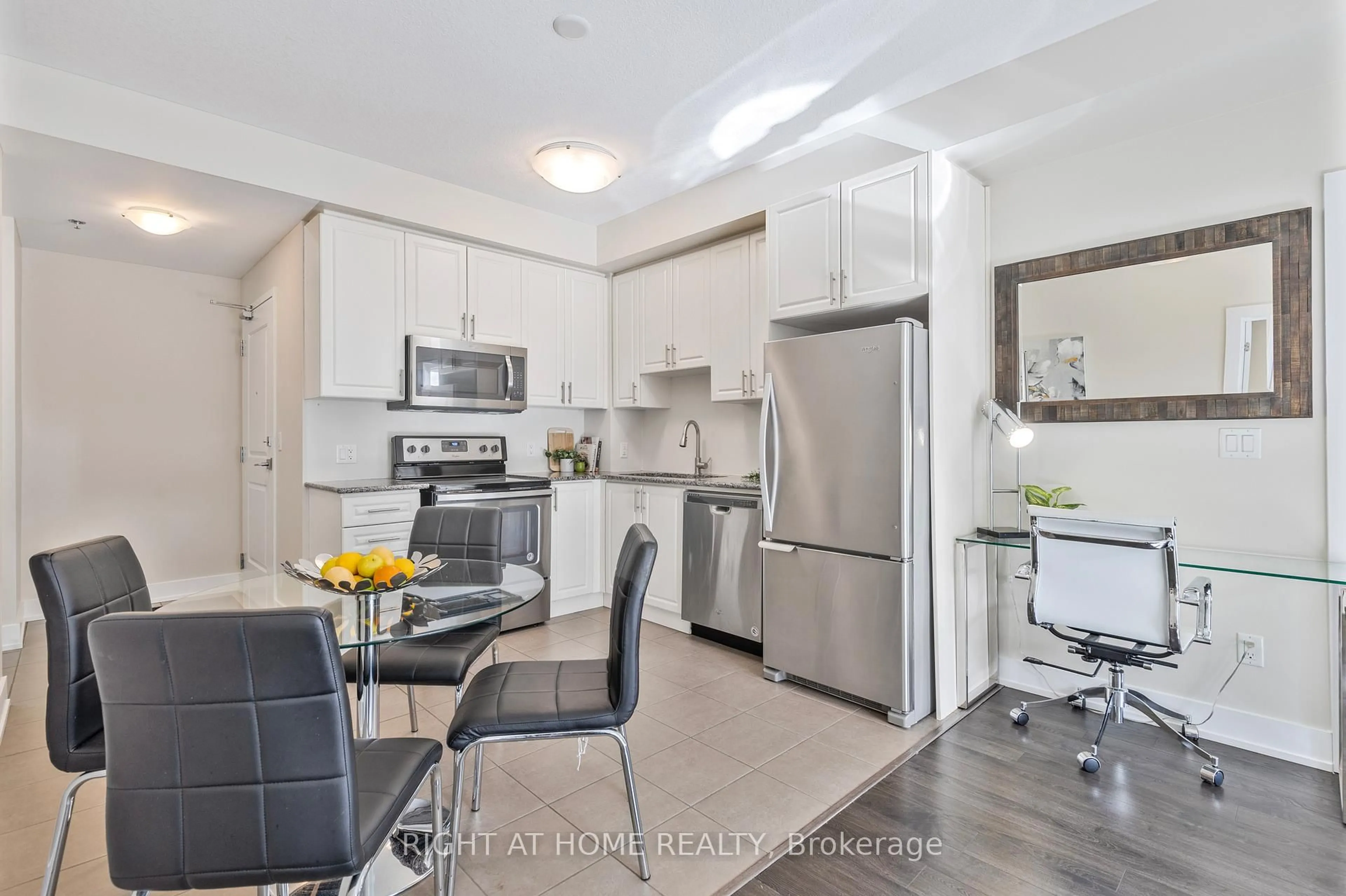 Open concept kitchen, unknown for 2486 Old Bronte Rd #423, Oakville Ontario L6M 4J2