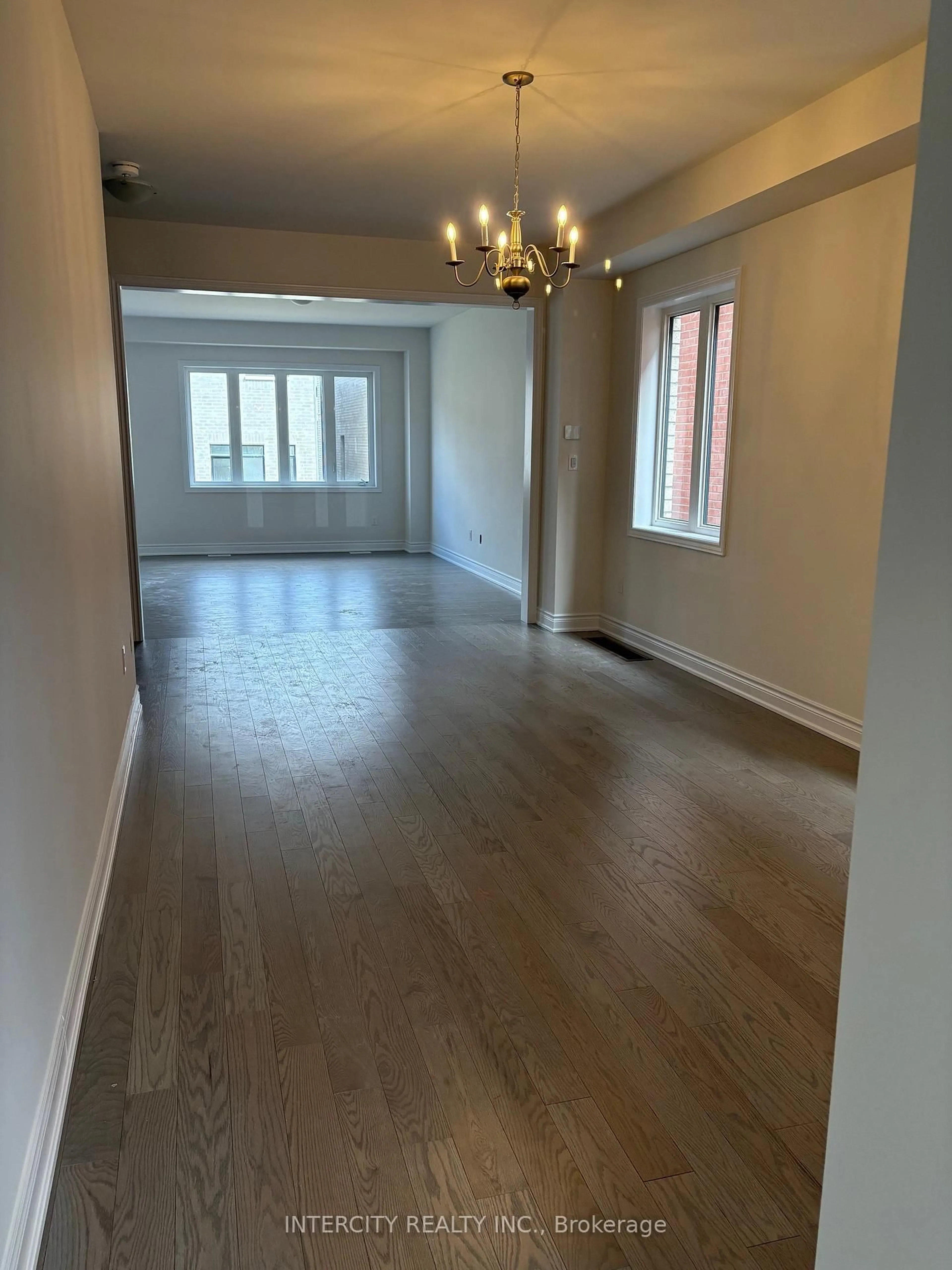 A pic of a room for 11 Keyworth Cres, Brampton Ontario L6R 4E9