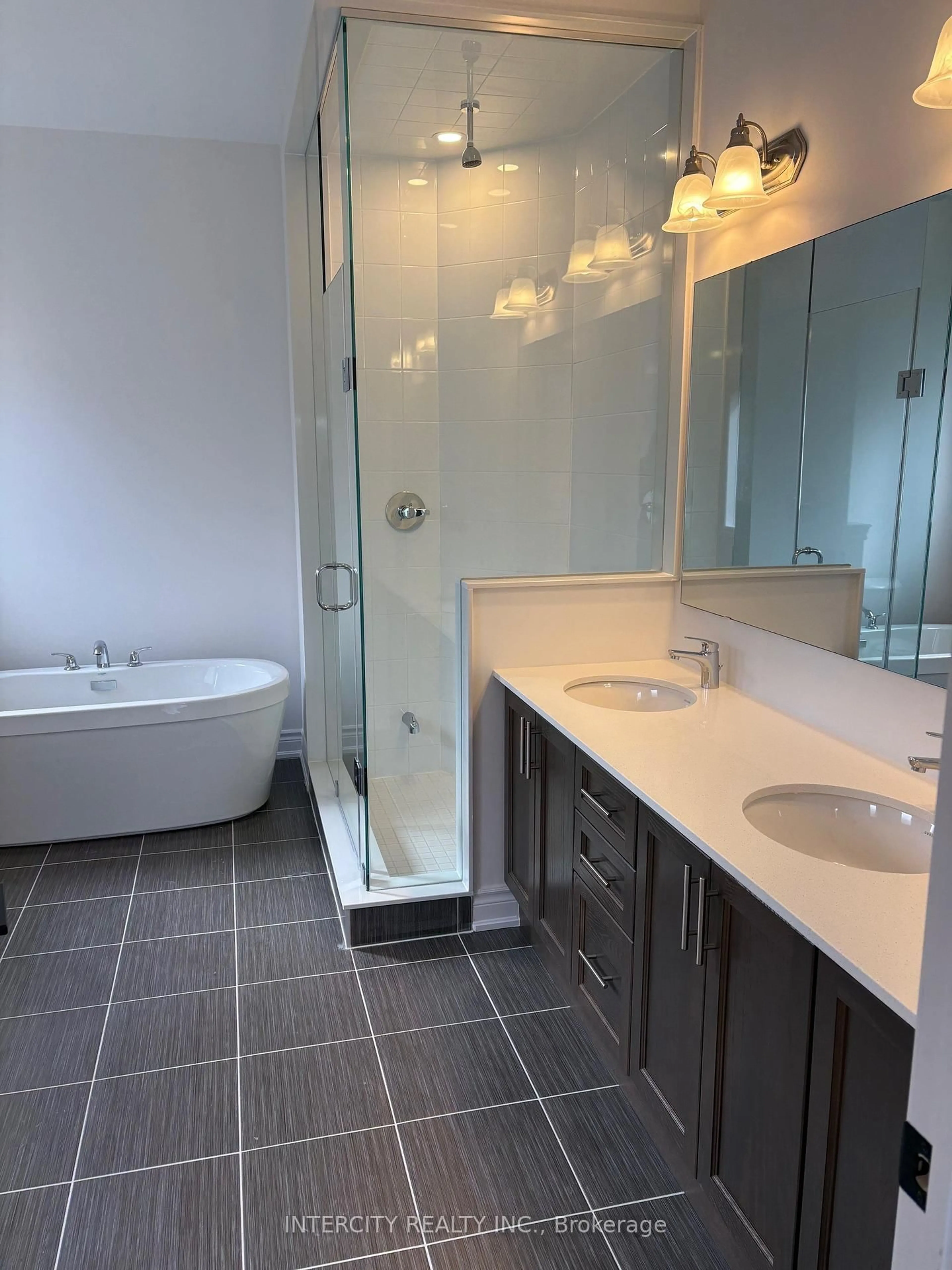 Contemporary bathroom, ceramic/tile floor for 11 Keyworth Cres, Brampton Ontario L6R 4E9