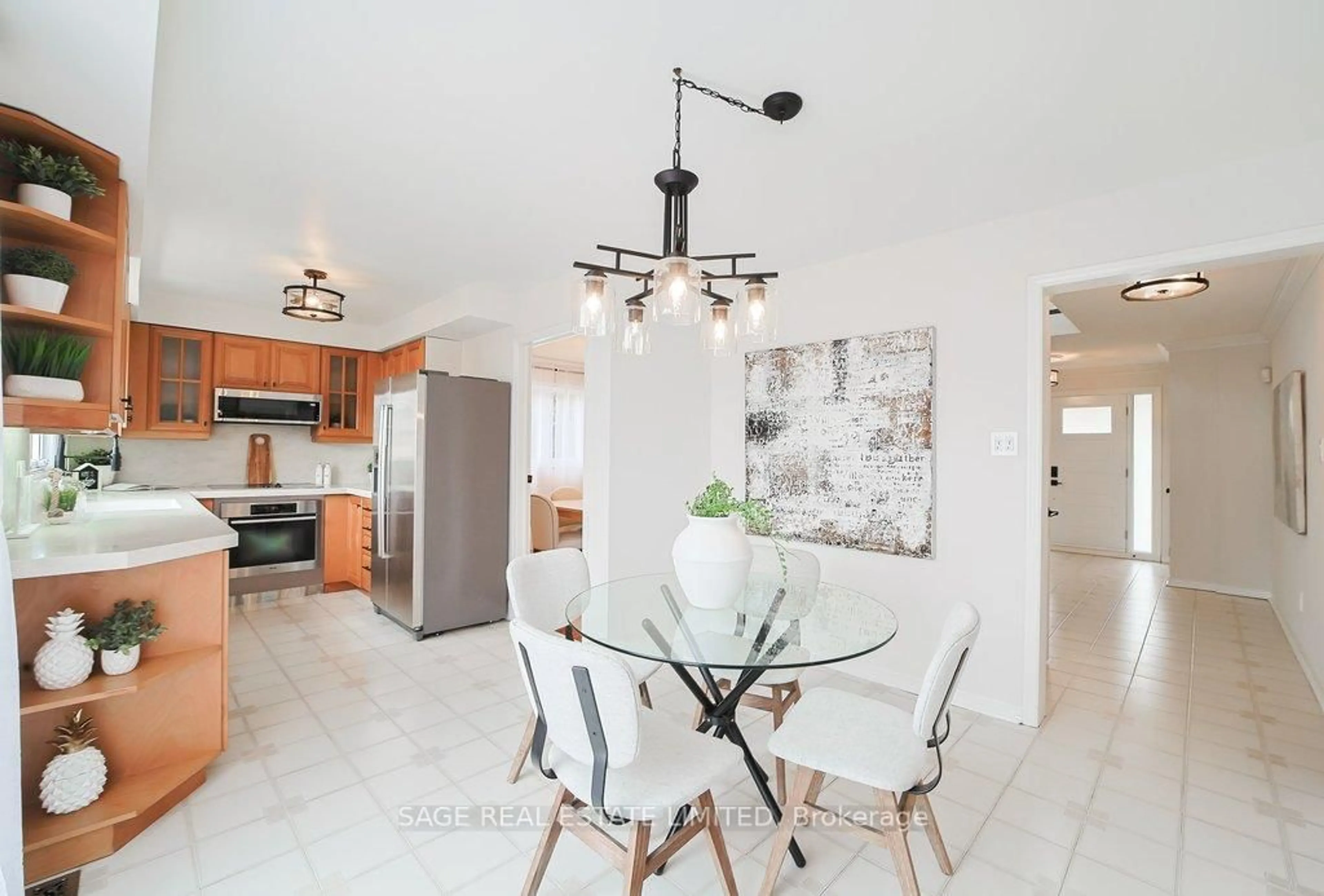 Unknown for 411 The Thicket, Mississauga Ontario L5G 4P6