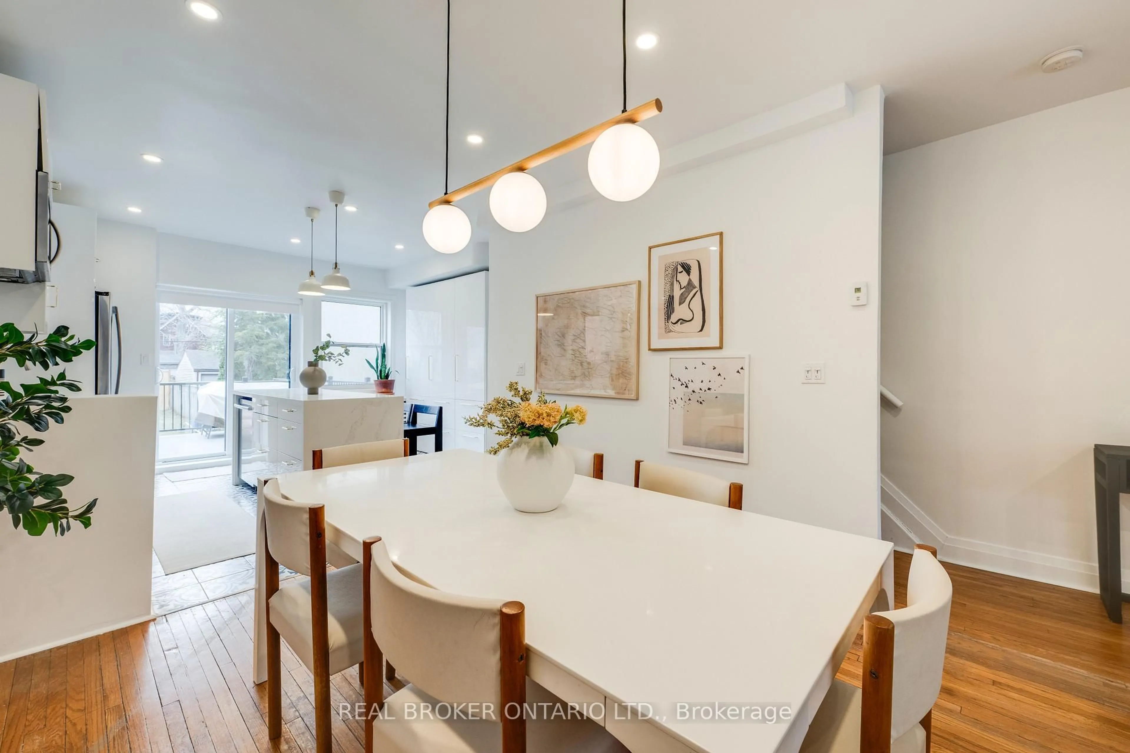 Unknown for 287 High Park Ave, Toronto Ontario M6P 2S8