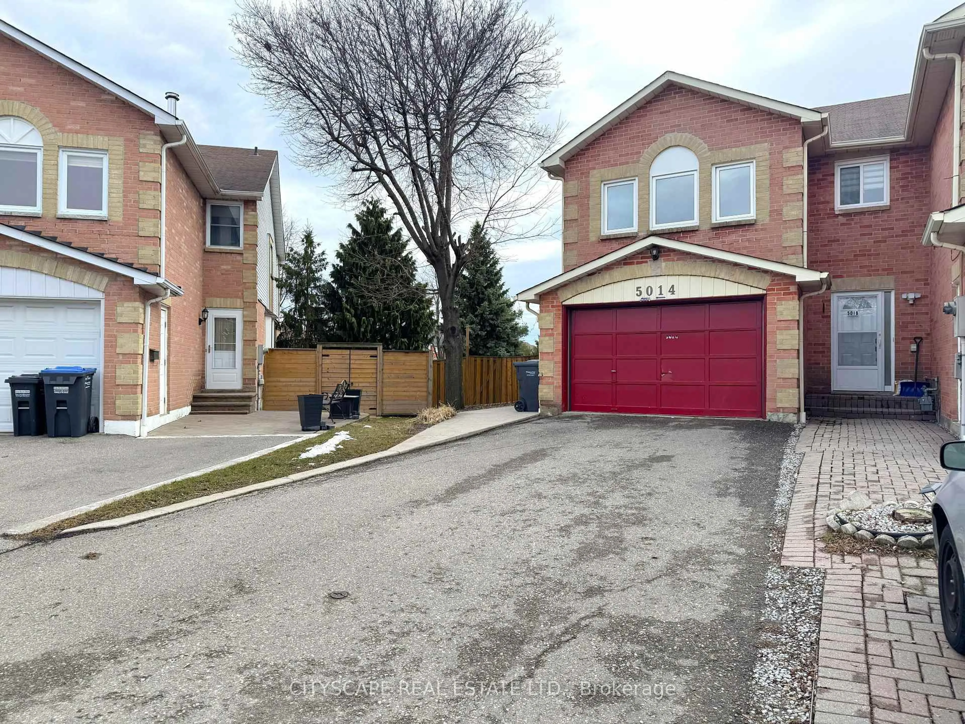 Home with brick exterior material, street for 5014 Rundle Crt, Mississauga Ontario L5M 4A3