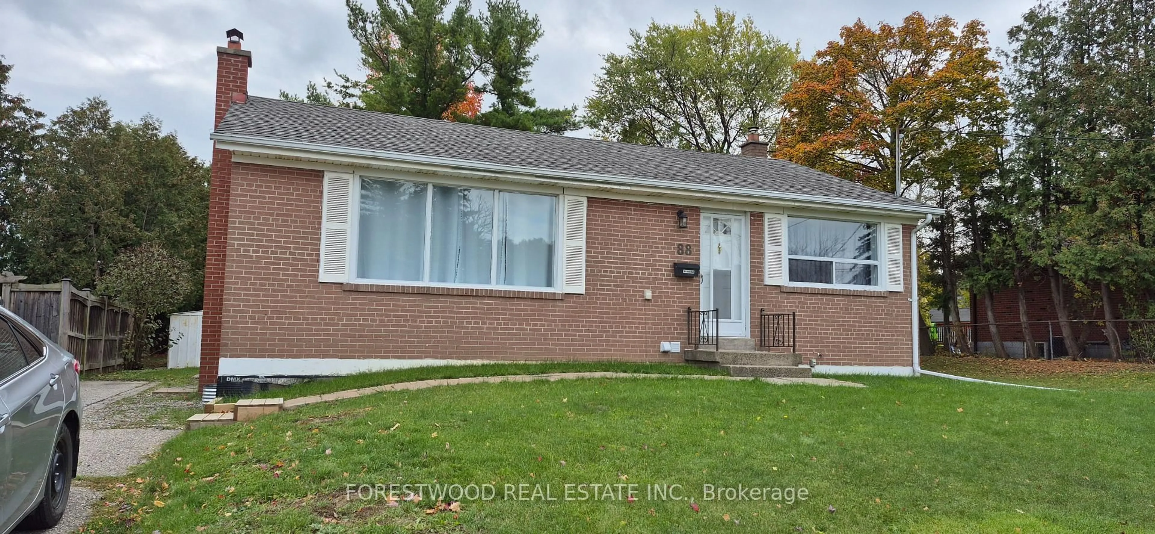 Home with brick exterior material, street for 88 Vista Blvd, Mississauga Ontario L5M 1V7