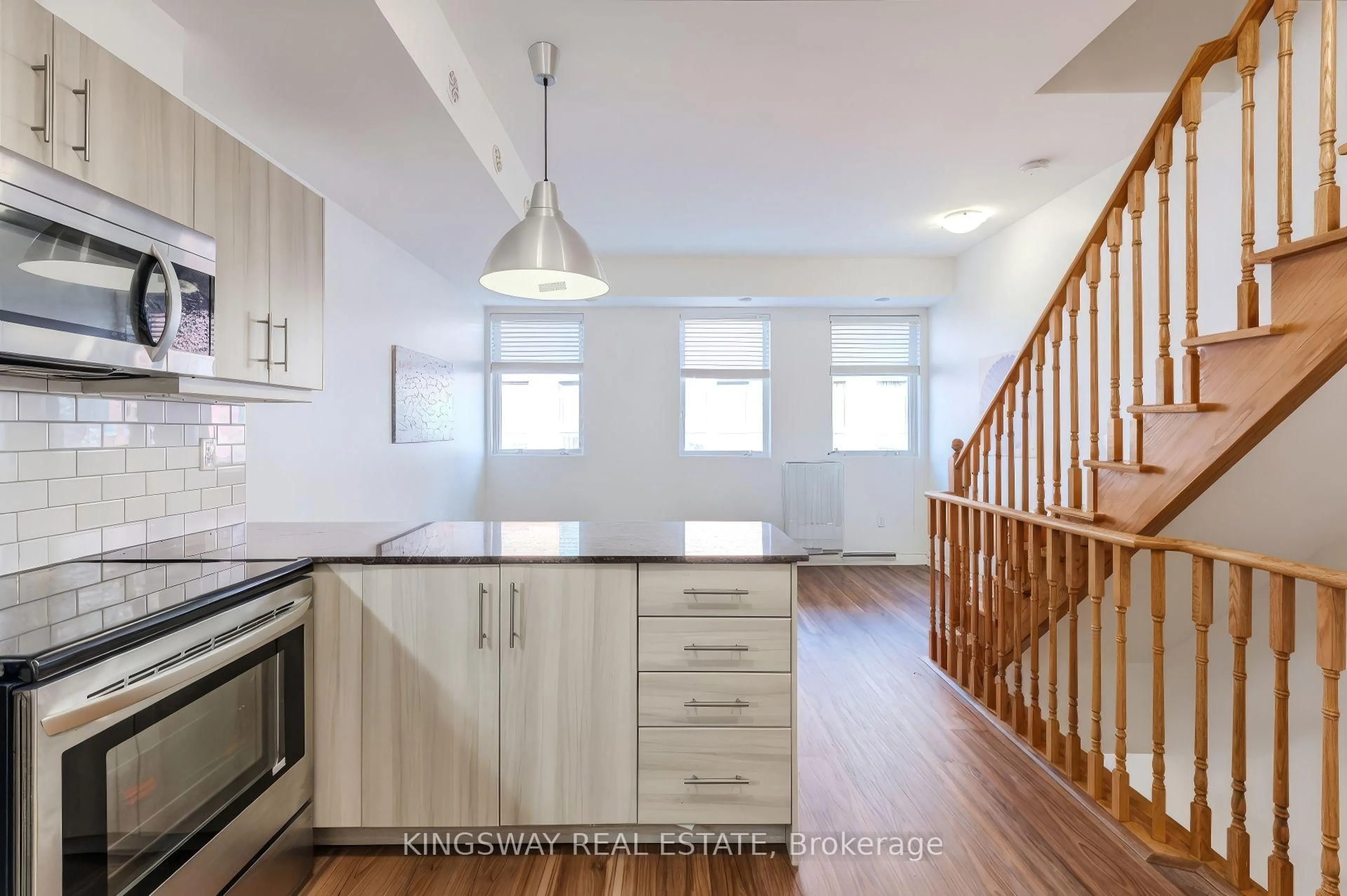 Open concept kitchen, unknown for 68 Winston Park Blvd #50, Toronto Ontario M3K 1C3