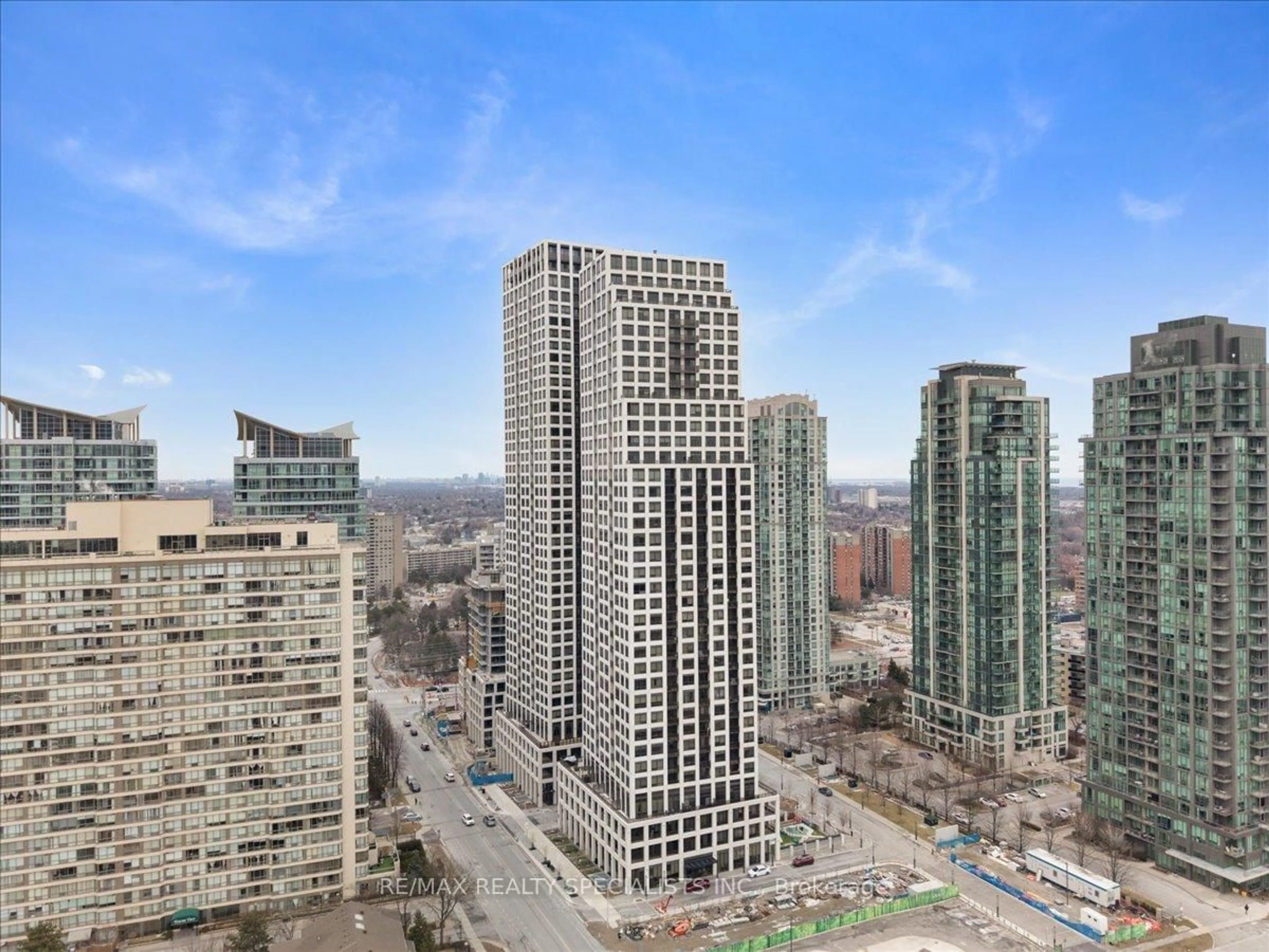 Unknown for 30 Elm Dr #706, Mississauga Ontario L5B 0N6