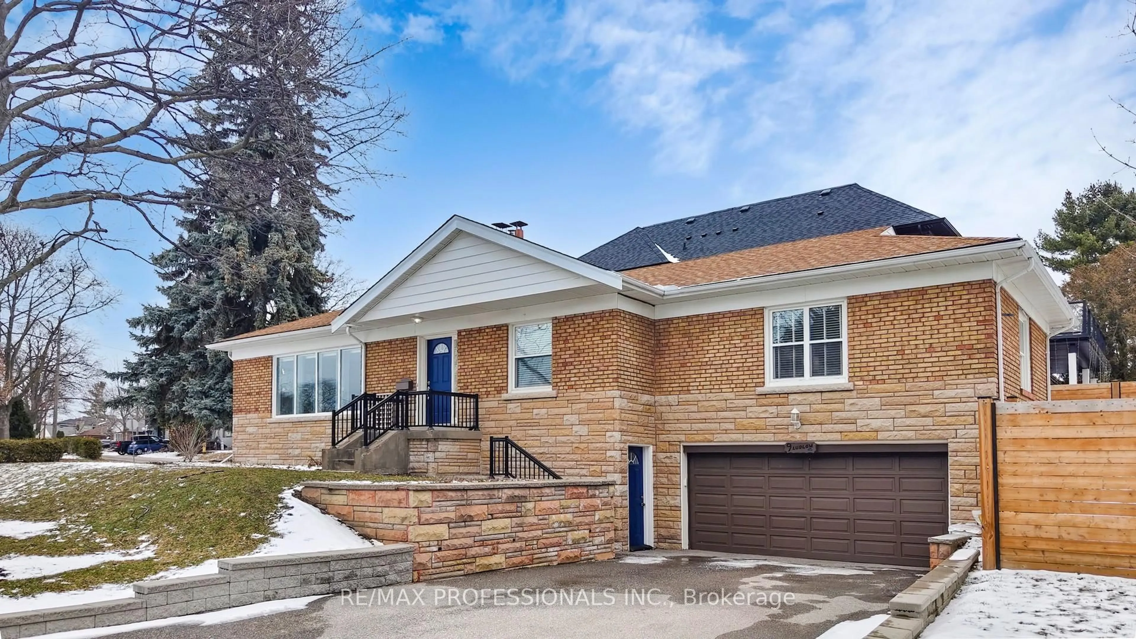 Home with brick exterior material, street for 9 Ludlow Ave, Toronto Ontario M8Z 3S7