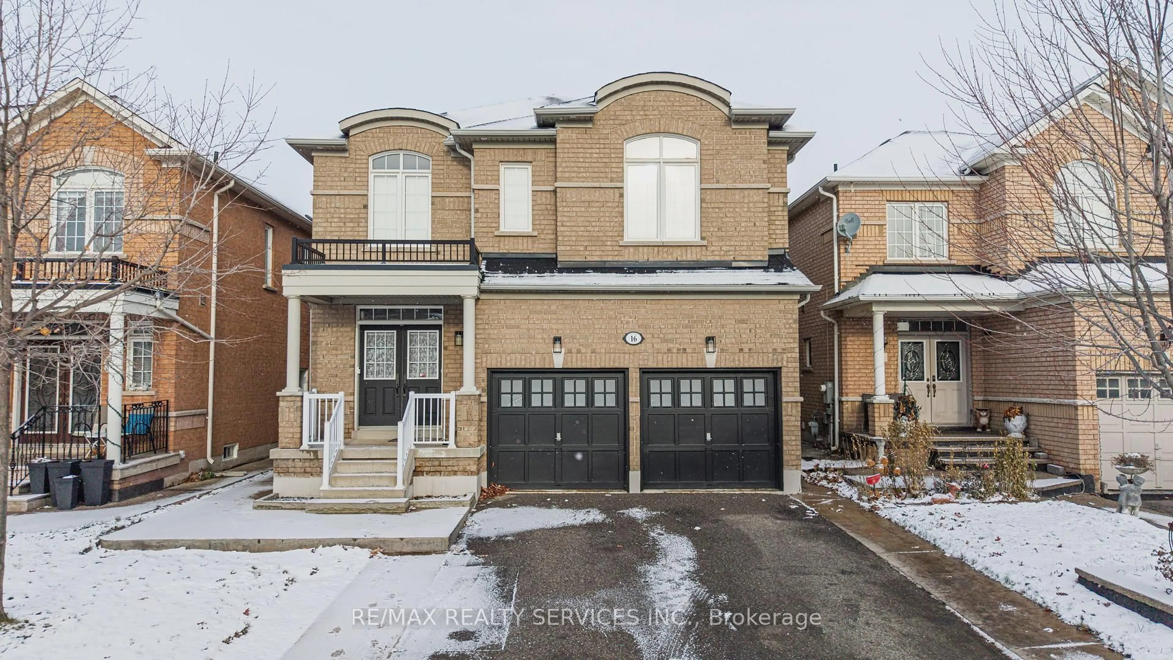Home with brick exterior material, street for 16 Fallgate Dr, Brampton Ontario L6X 0R5