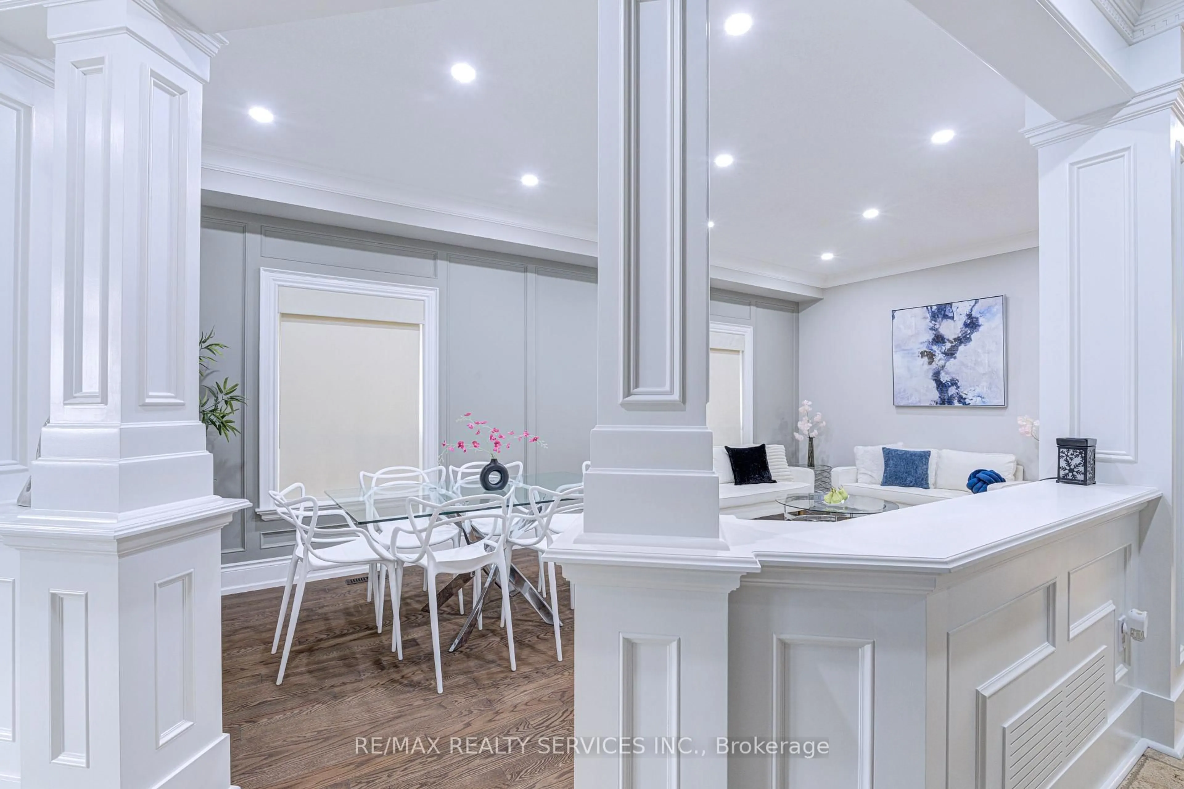 Unknown for 16 Fallgate Dr, Brampton Ontario L6X 0R5