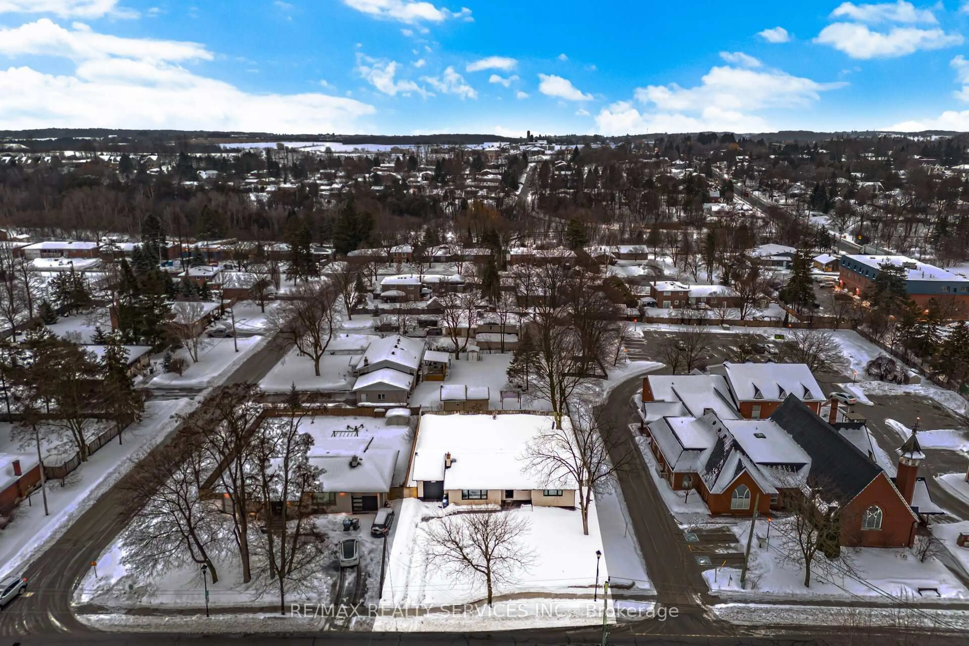 A pic from outside/outdoor area/front of a property/back of a property/a pic from drone, street for 6037 Old Church Rd, Caledon Ontario L7C 1H8