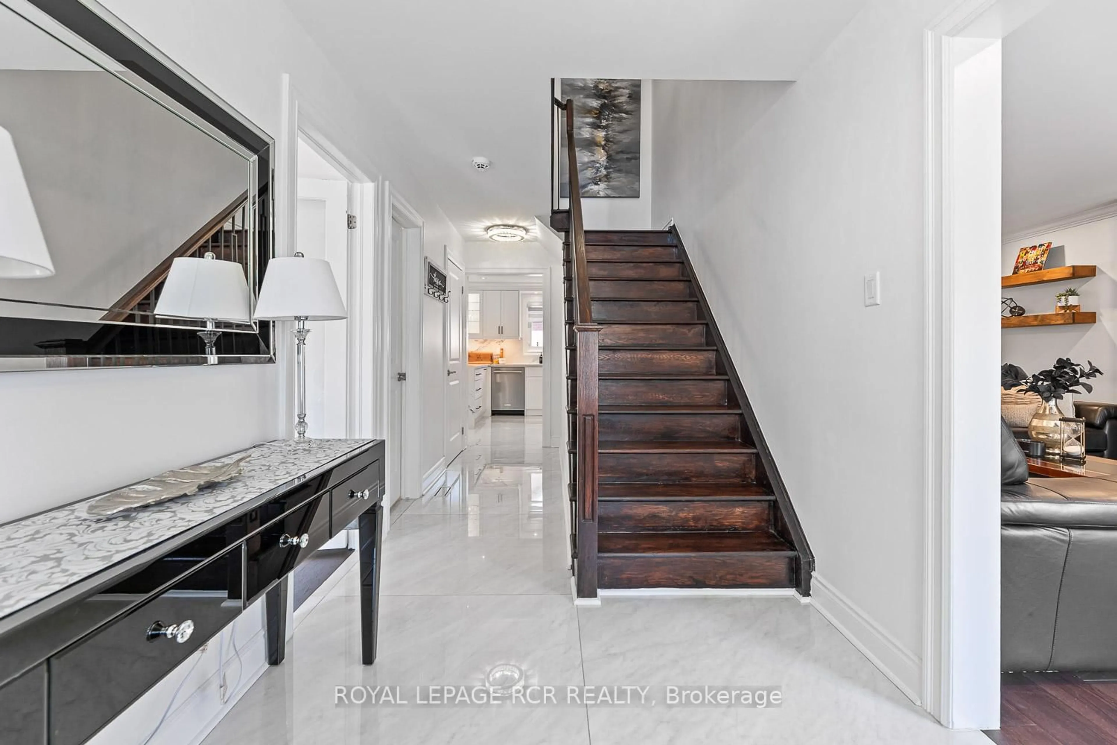 Unknown for 44 Fountainbridge Dr, Caledon Ontario L7E 1N4