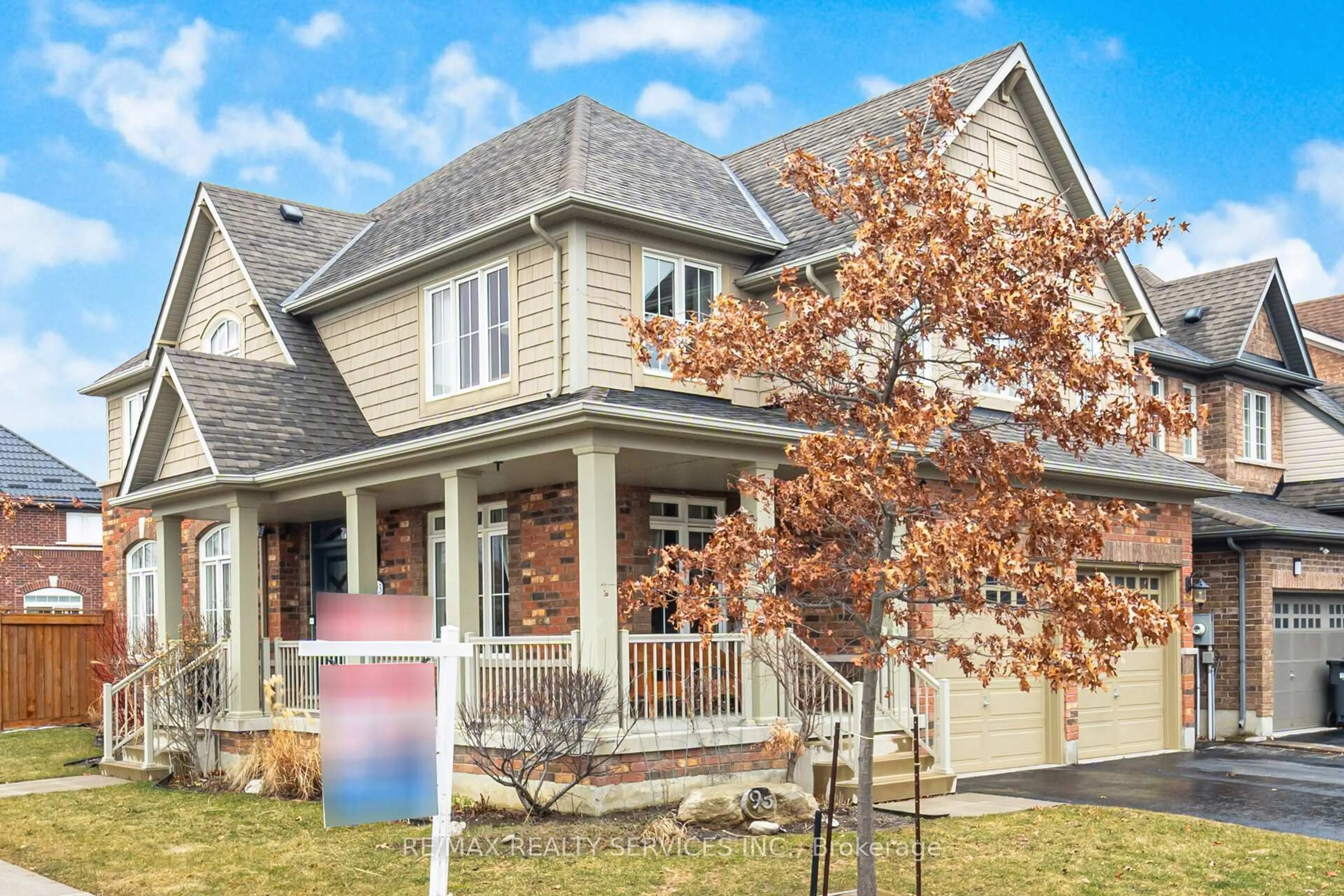 Home with vinyl exterior material, street for 93 Learmont Ave, Caledon Ontario L7C 3R4