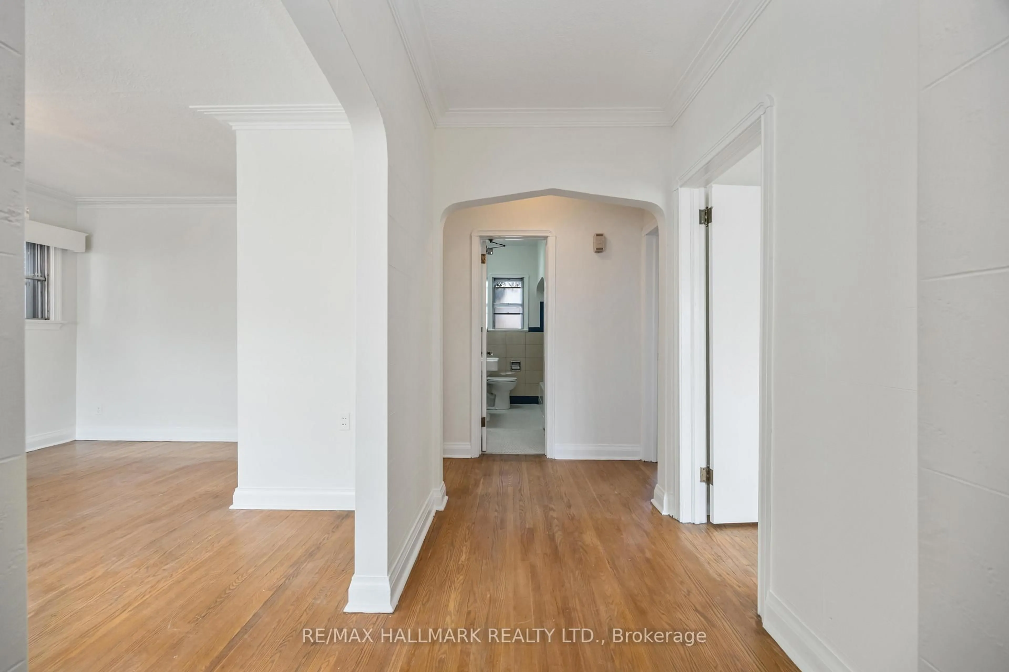 Unknown for 16 Bermuda Ave, Toronto Ontario M8Y 2P5