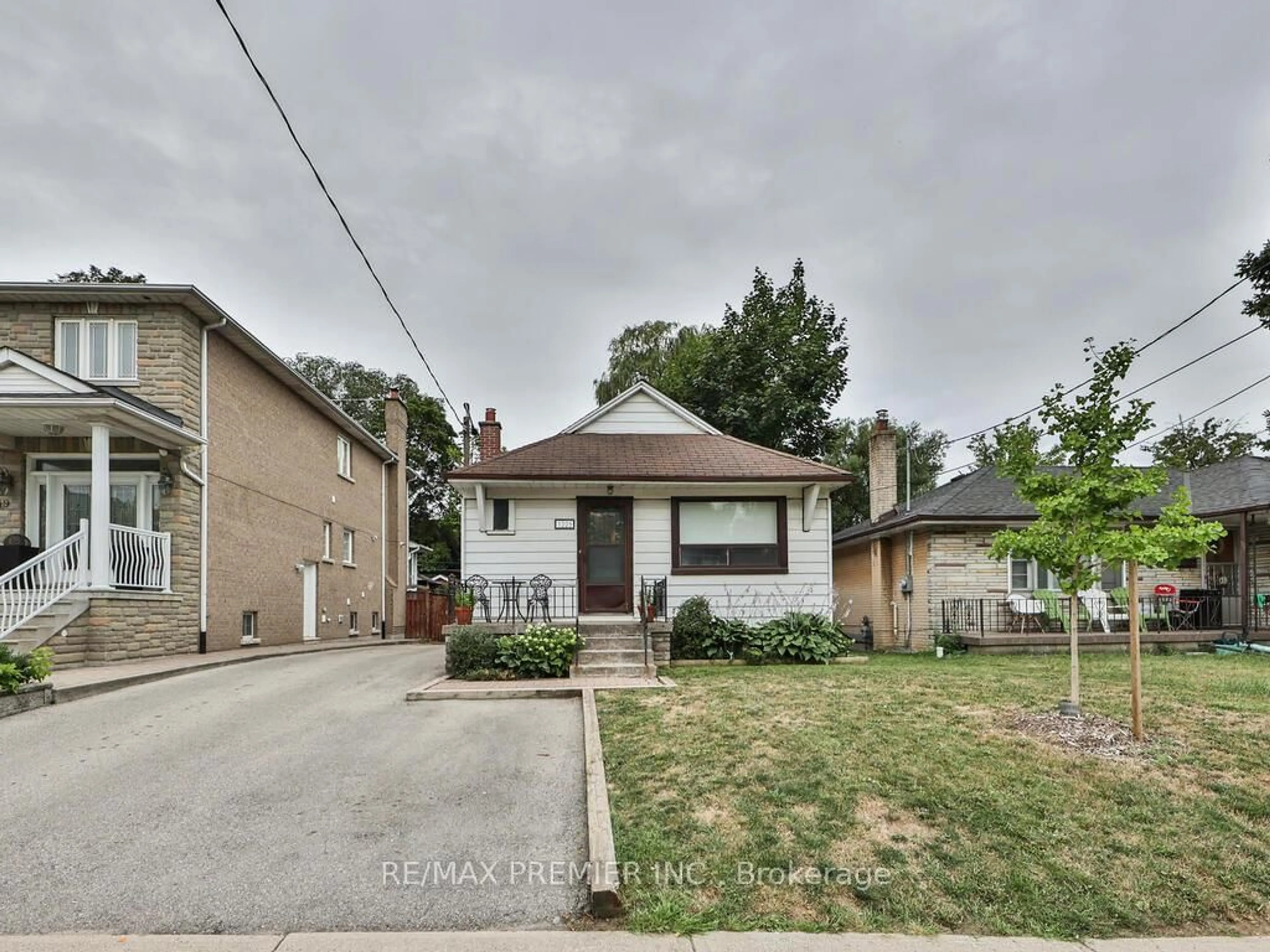 Unknown for 1223 Glencairn Ave, Toronto Ontario M6B 2B6