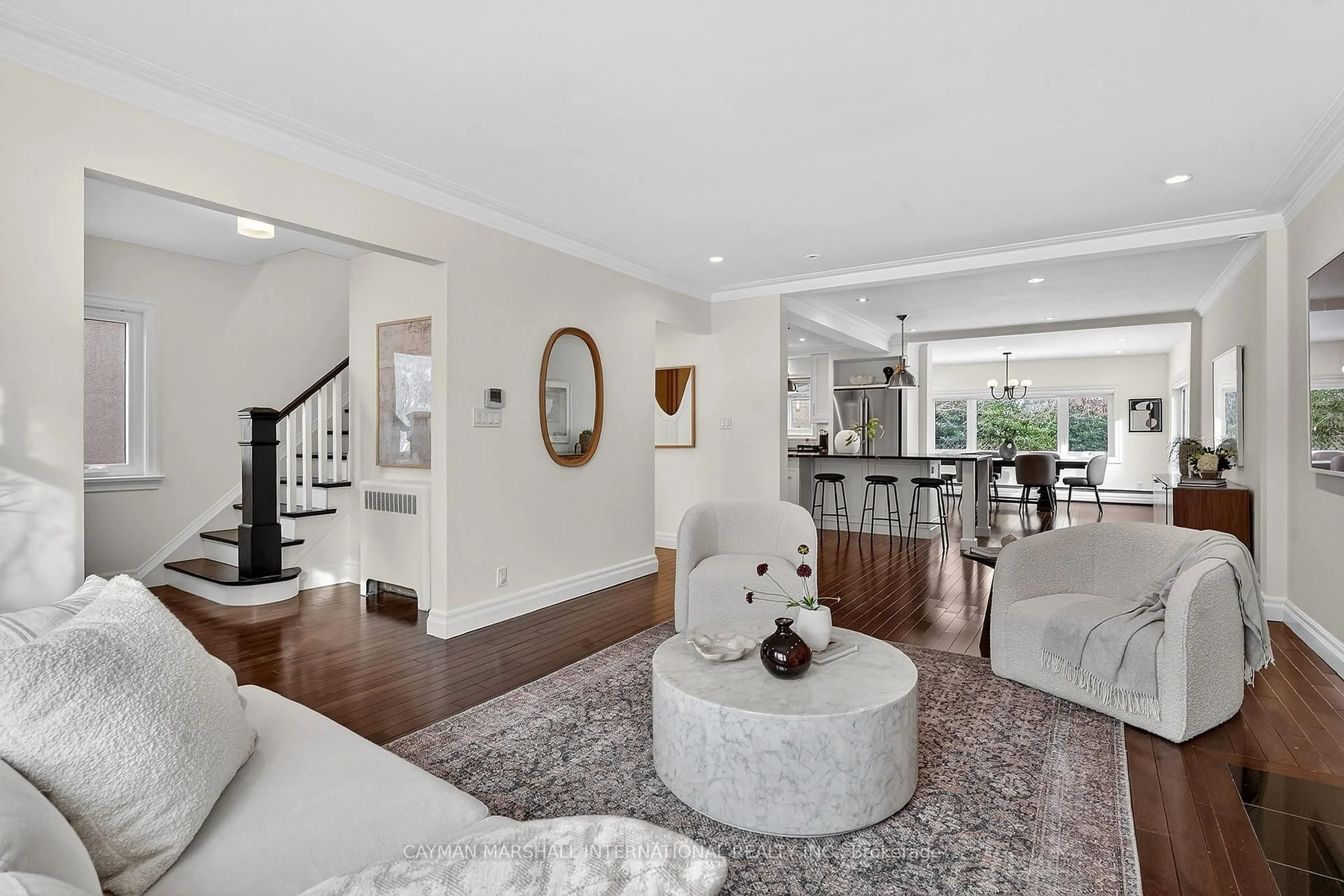 Living room with furniture, unknown for 58 Belvedere Blvd, Toronto Ontario M8X 1K4