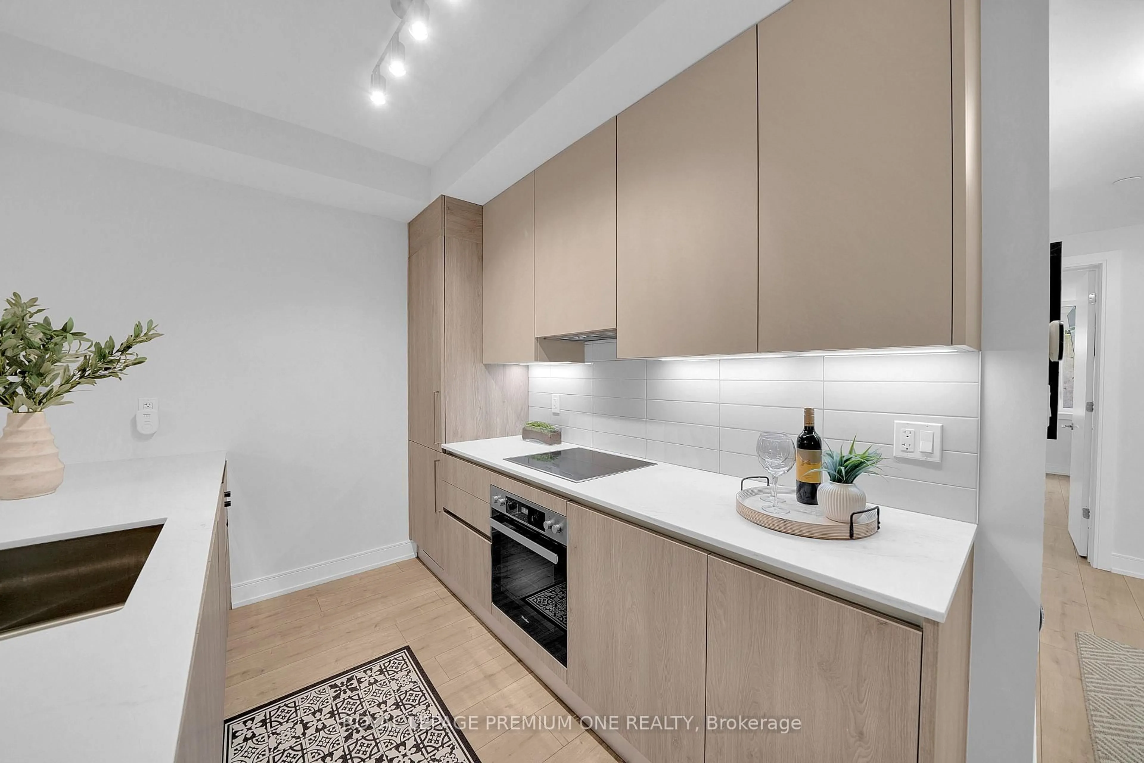 Standard kitchen, unknown for 66 Long Branch Ave #13, Toronto Ontario M8W 3J4