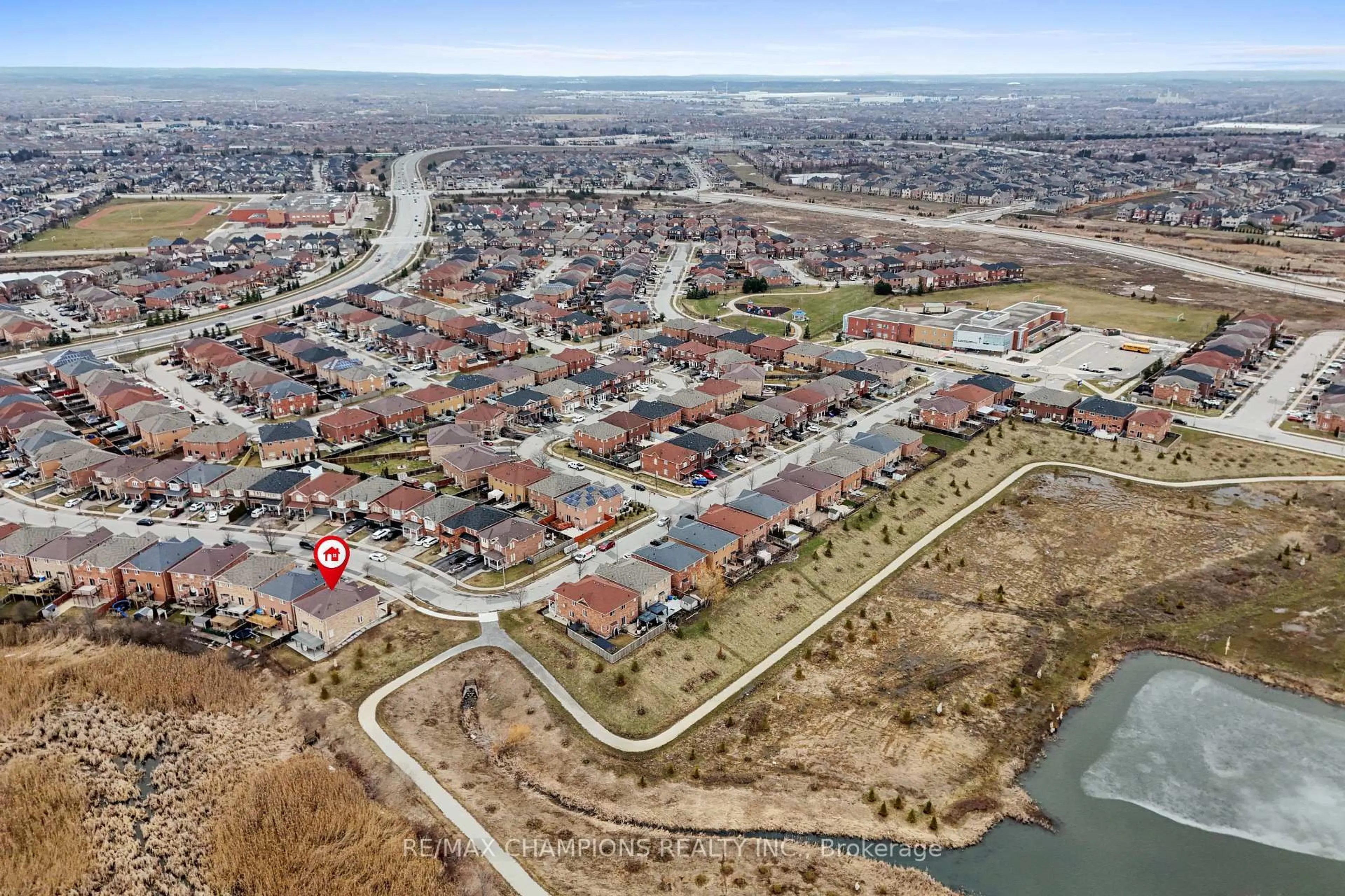 A pic from outside/outdoor area/front of a property/back of a property/a pic from drone, street for 42 Abbotsbury Dr, Brampton Ontario L6X 0S3