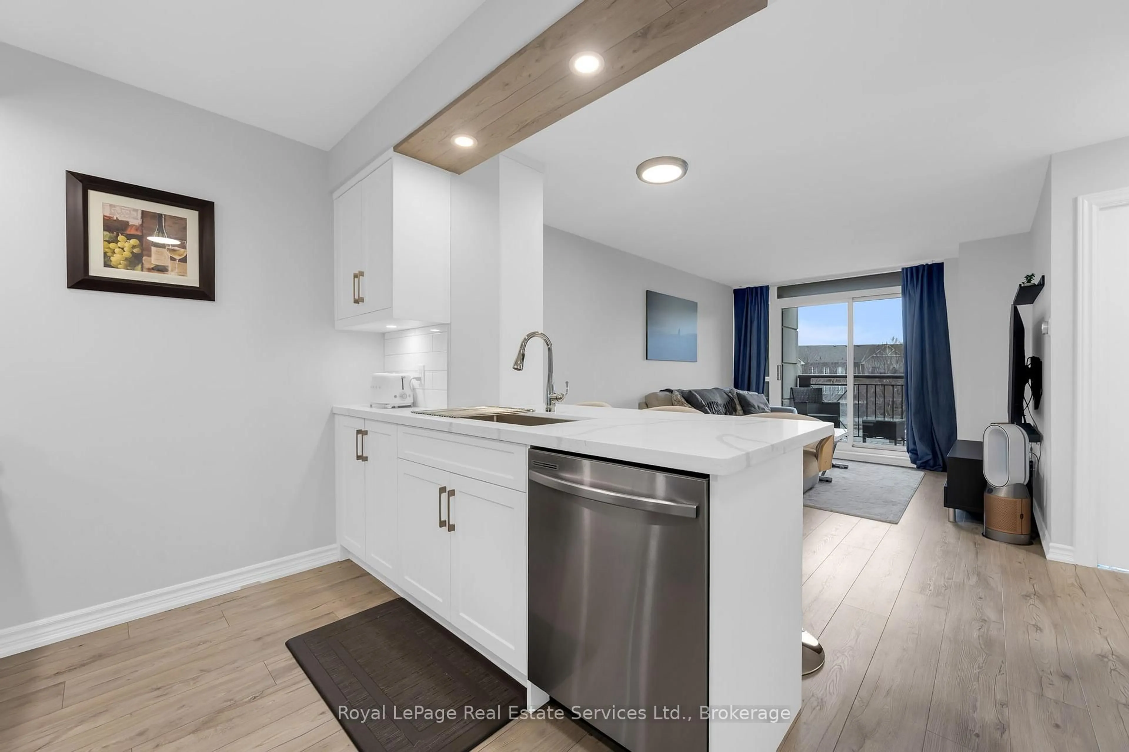 Open concept kitchen, unknown for 2391 Central Park Dr #302, Oakville Ontario L6H 0E4