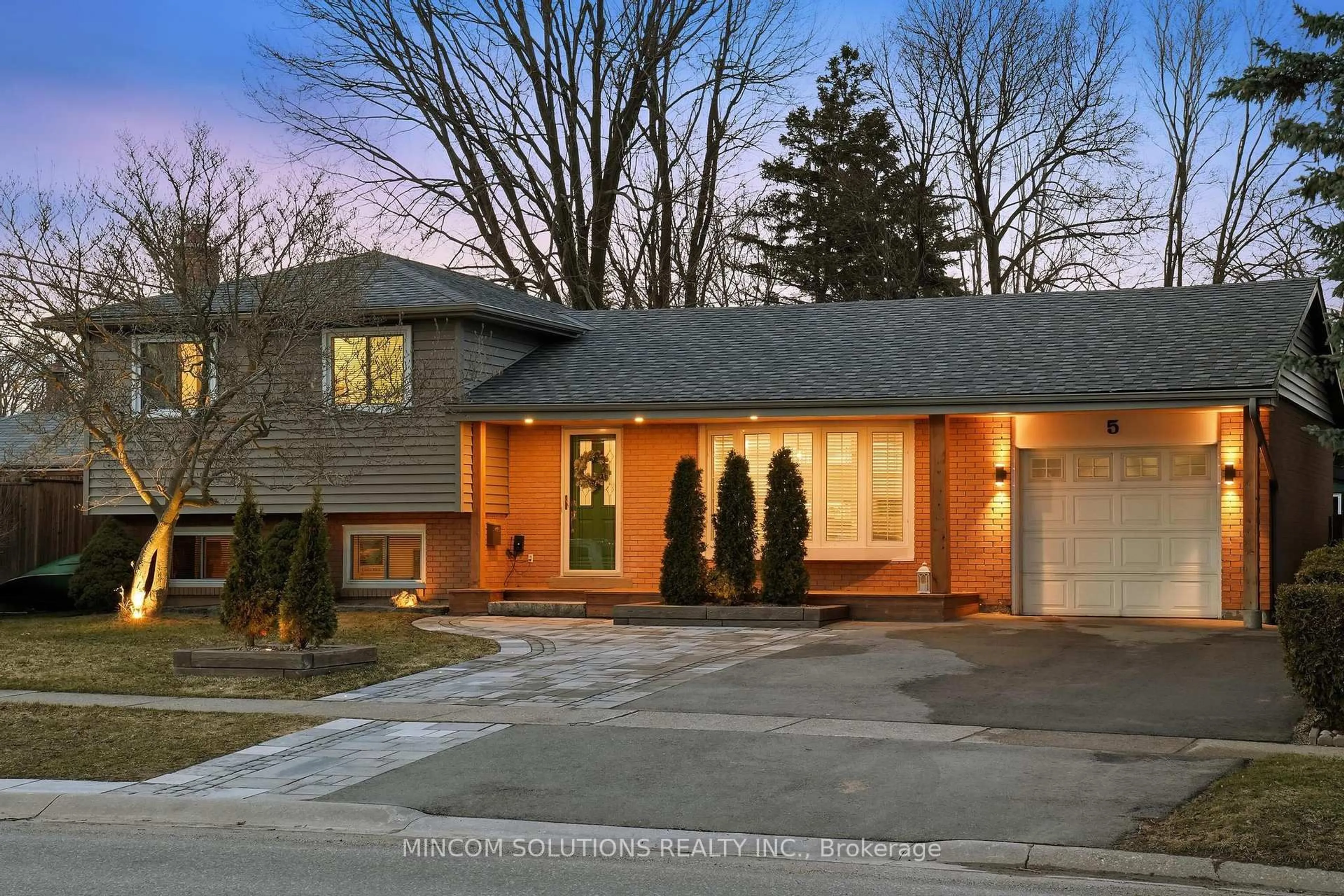 Home with brick exterior material, street for 5 Rosefield Dr, Halton Hills Ontario L7G 4R2