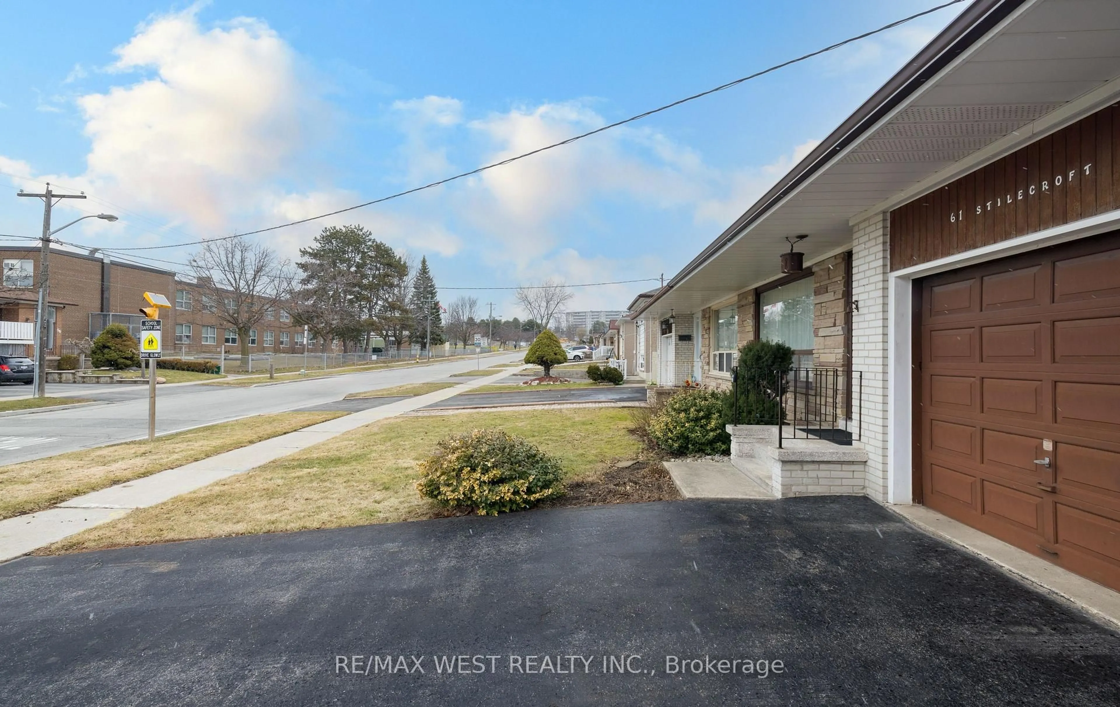 A pic from outside/outdoor area/front of a property/back of a property/a pic from drone, unknown for 61 Stilecroft Dr, Toronto Ontario M3J 1A6