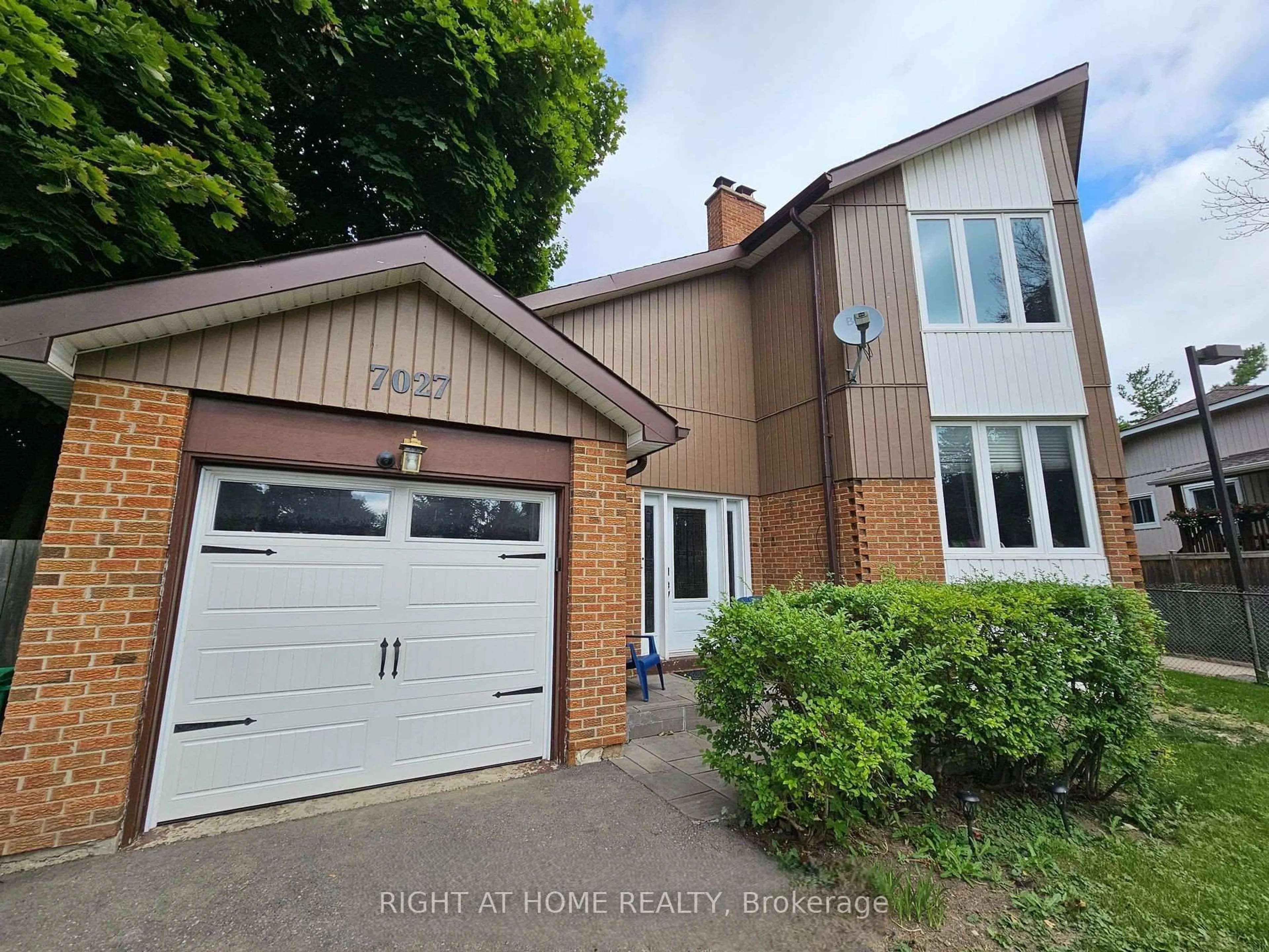 Unknown for 7027 Estoril Rd, Mississauga Ontario L5N 1N3