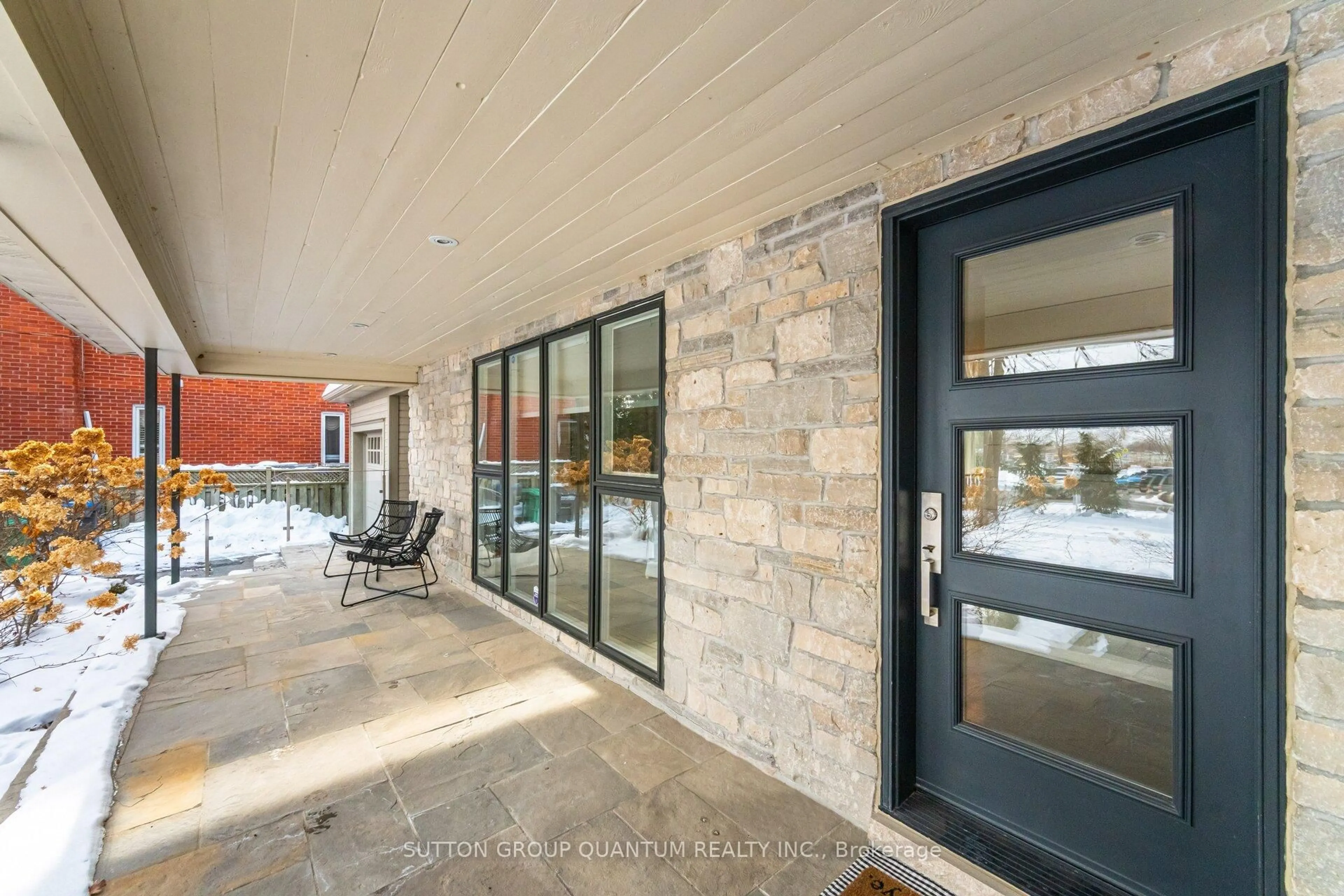 Unknown for 133 Mineola Rd, Mississauga Ontario L5G 2E7