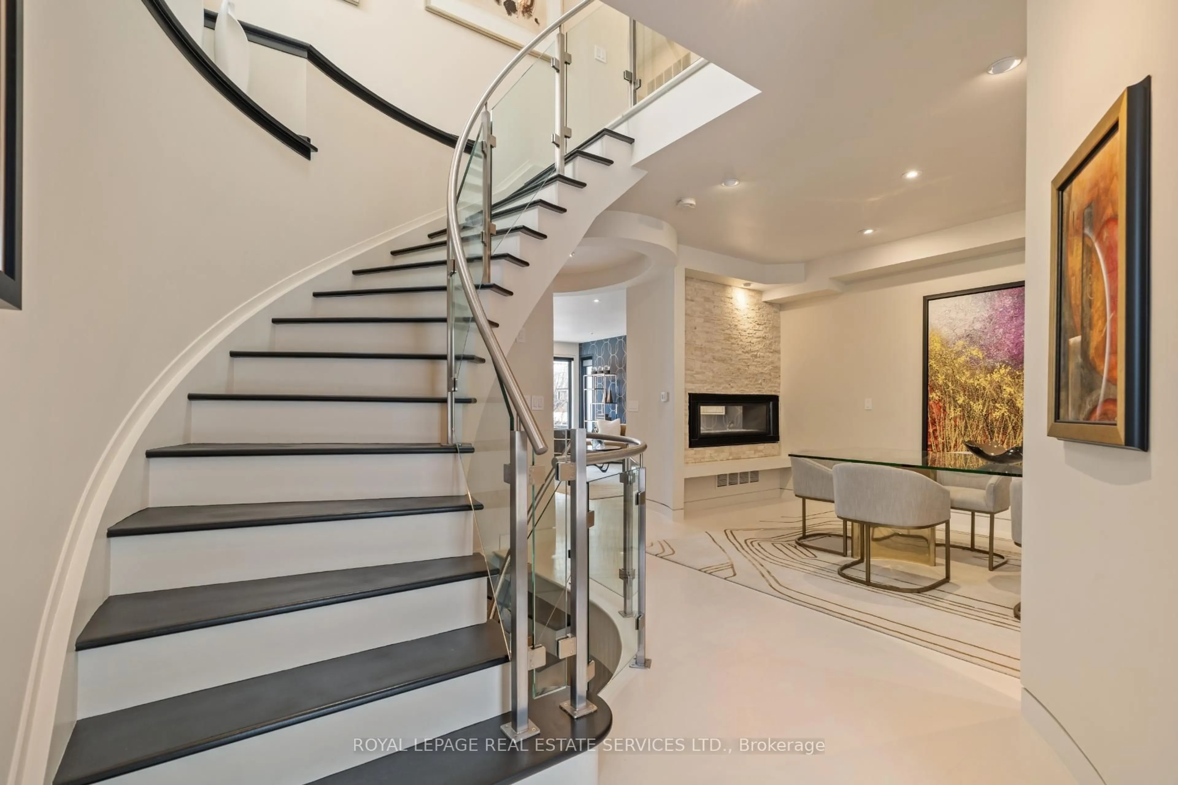 Unknown for 41 Highgate Rd, Toronto Ontario M8X 2B4