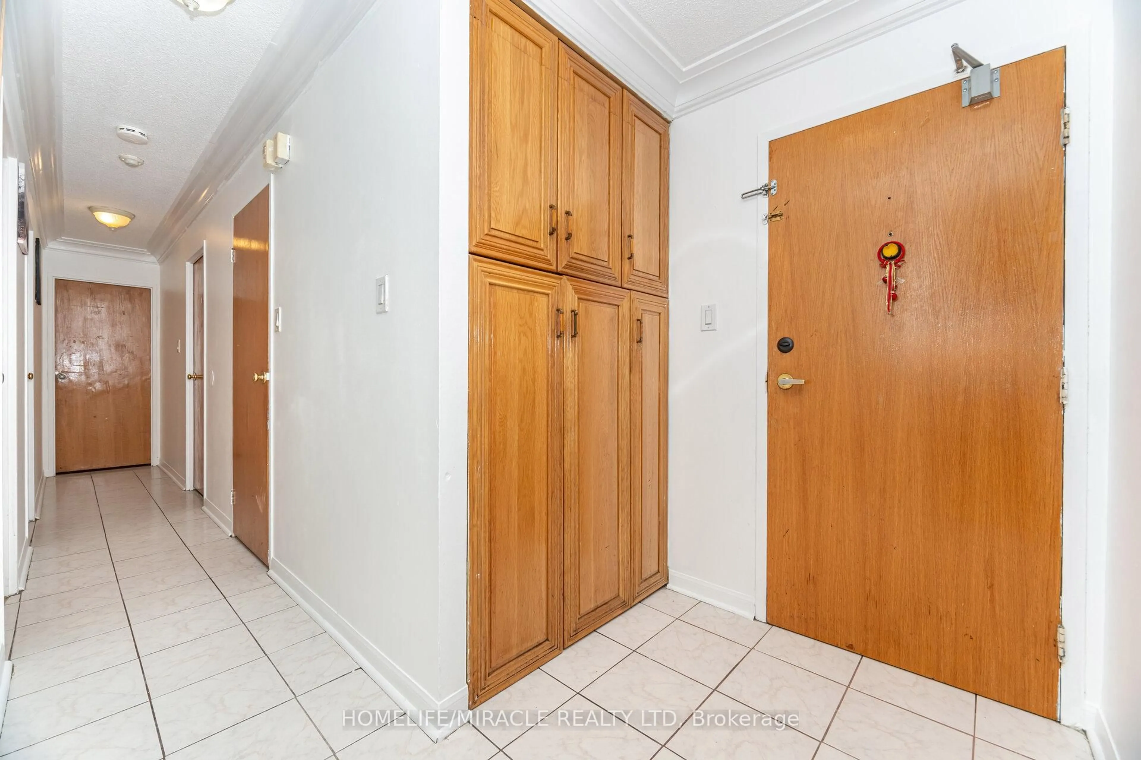 Unknown for 236 Albion Rd #208, Toronto Ontario M9W 6A6