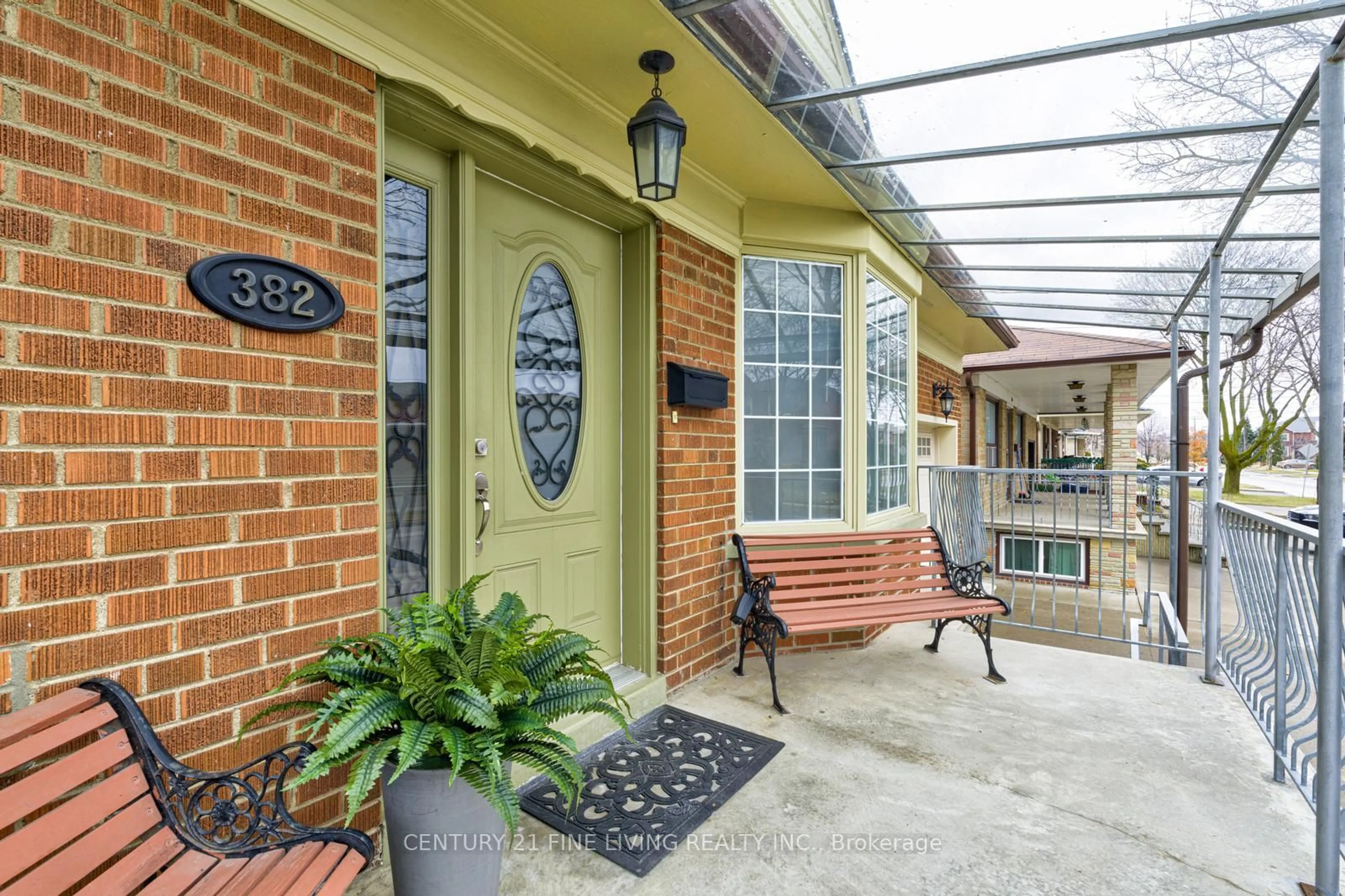 Unknown for 382 Hillmount Ave, Toronto Ontario M6B 1Y8