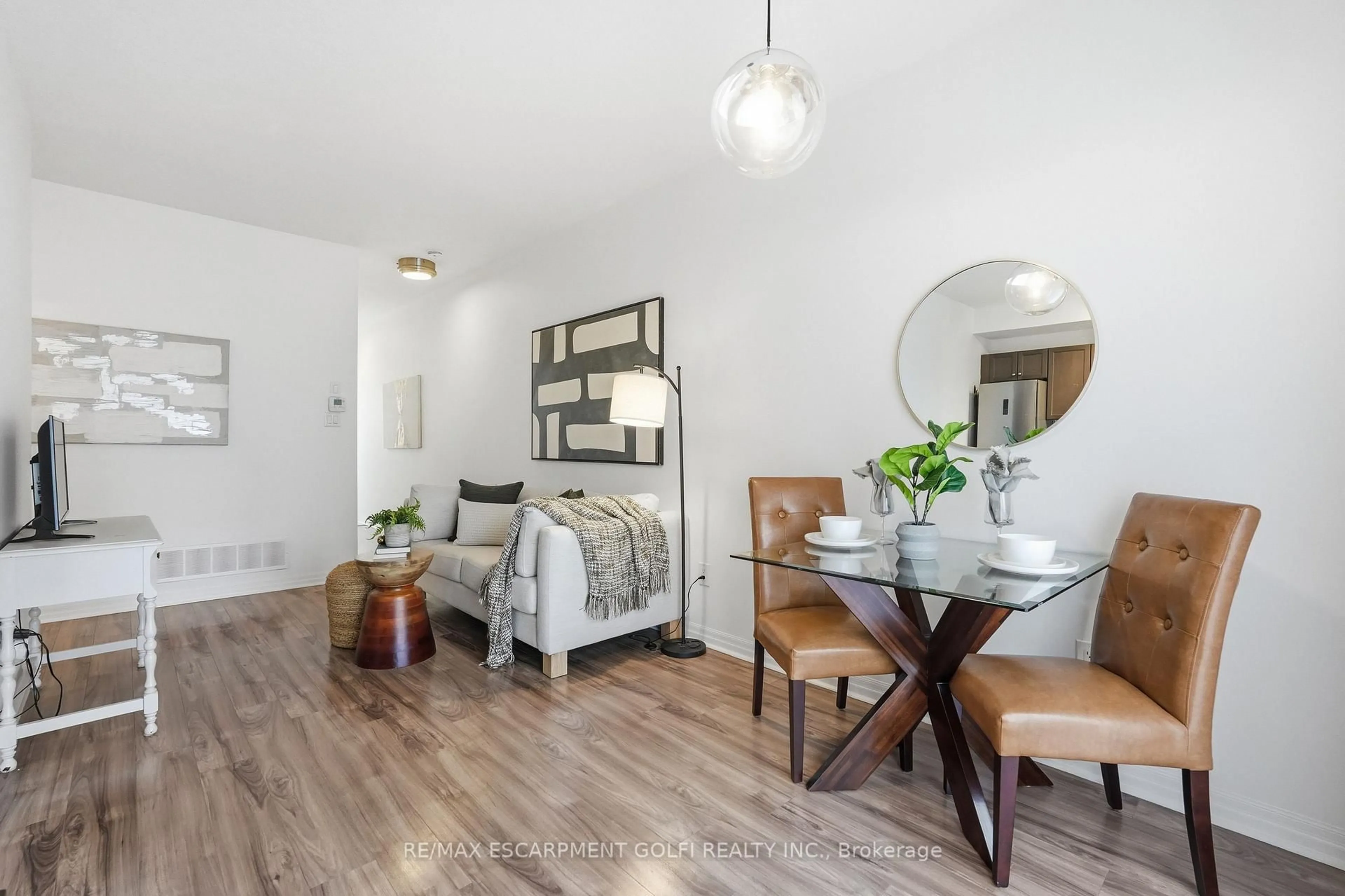 Unknown for 70 Plains Rd #12, Burlington Ontario L7T 0B6