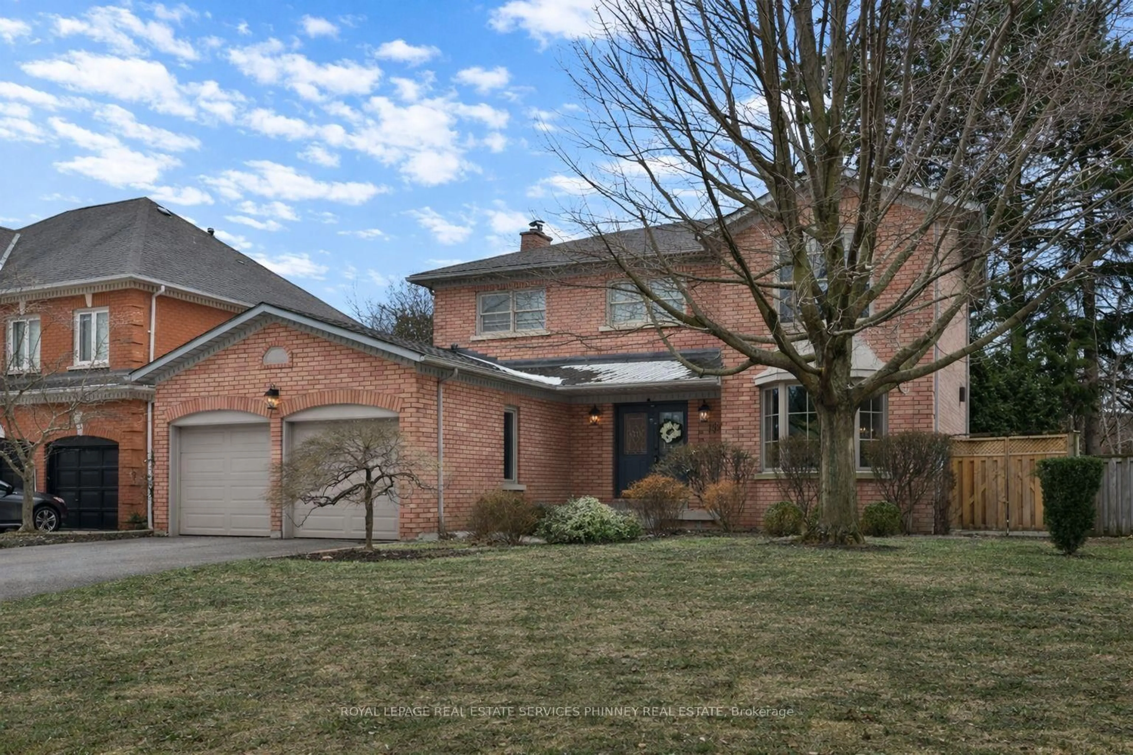Home with brick exterior material, street for 1962 Calgary Crt, Mississauga Ontario L5H 4J1