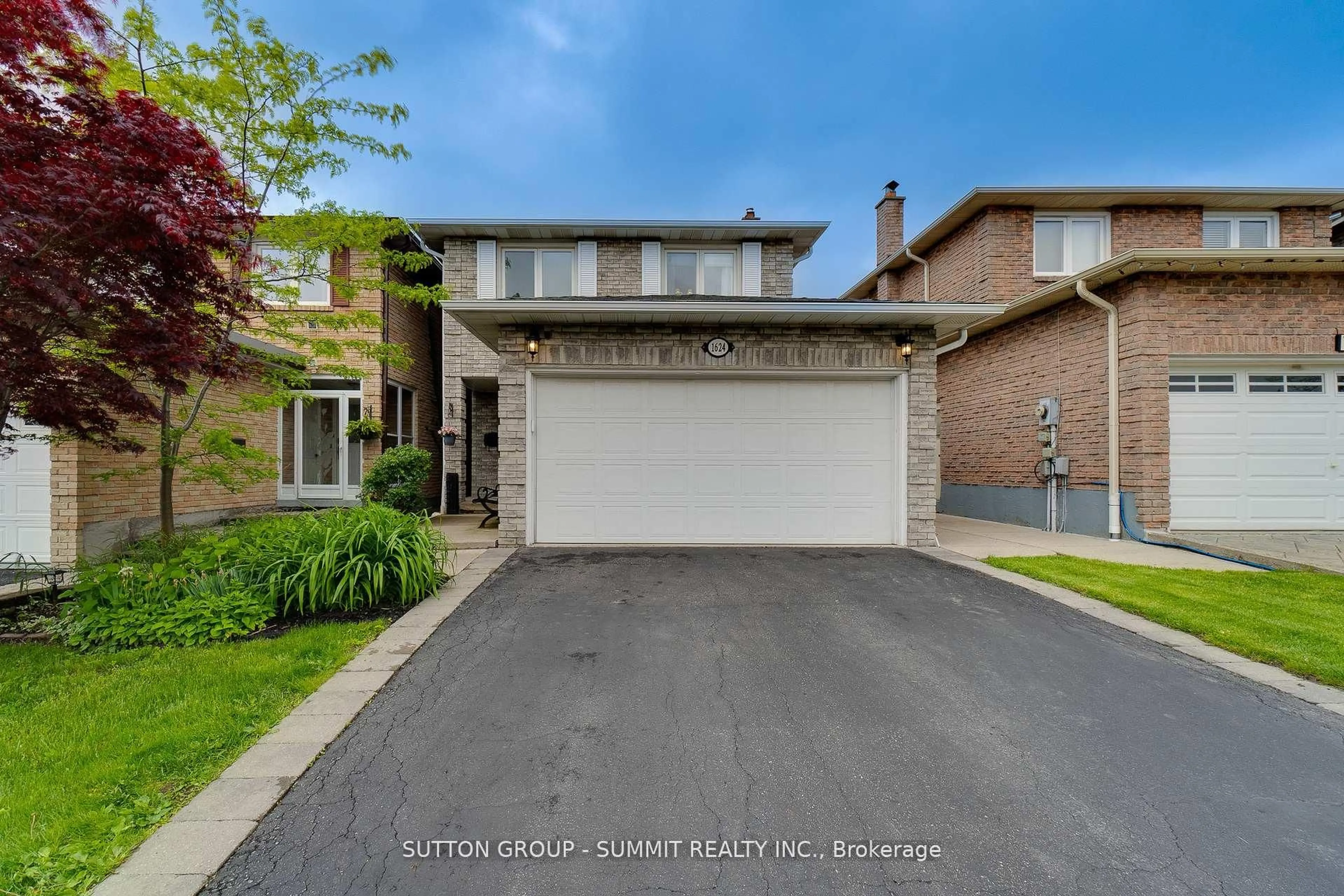 Home with brick exterior material, street for 1624 Lewes Way, Mississauga Ontario L4W 3L2