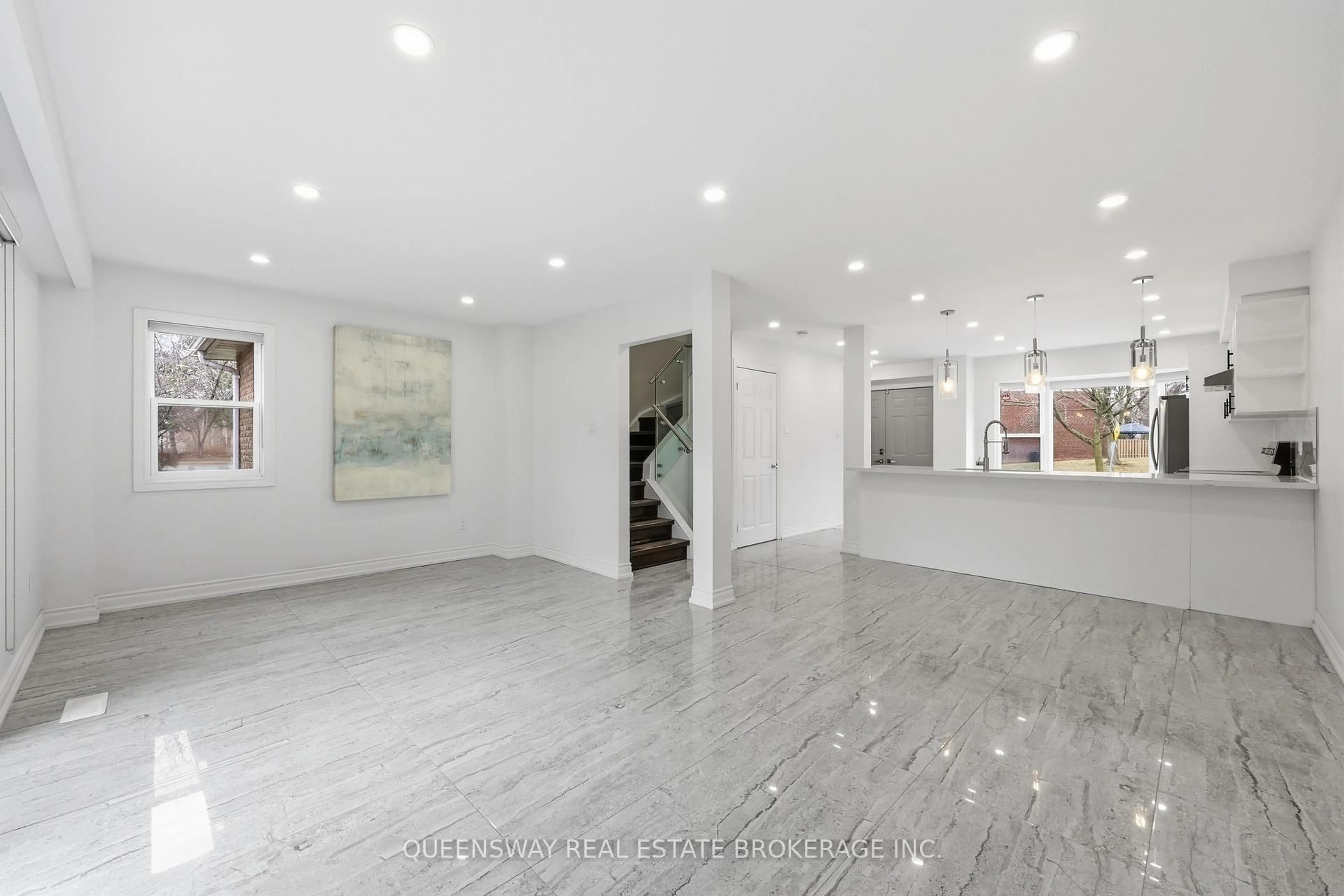 Unknown for 4196 Longmoor Dr #1, Burlington Ontario L7L 5E3