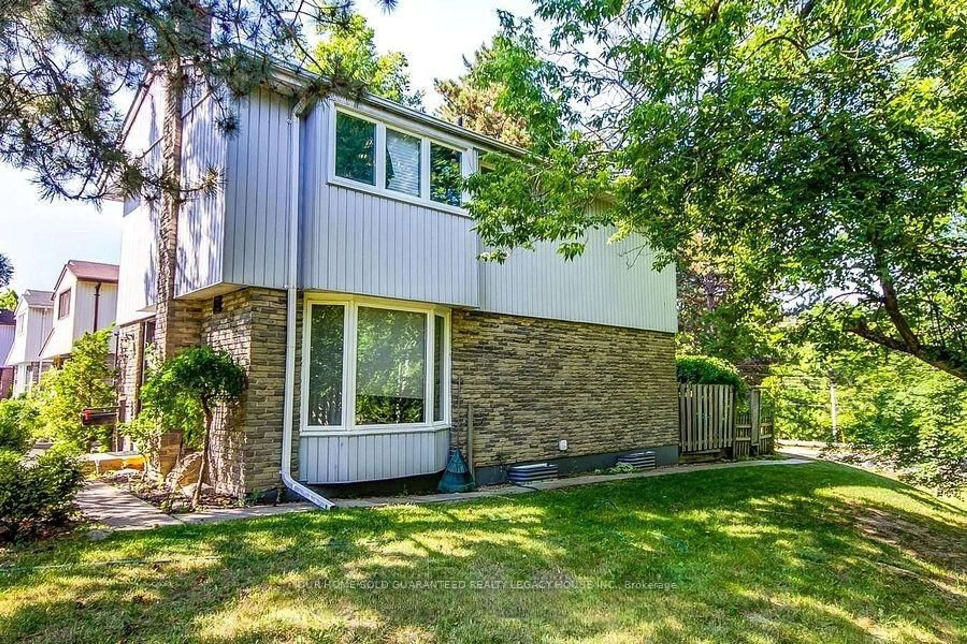 Unknown for 59 Kenninghall Blvd #17, Mississauga Ontario L5N 1J6