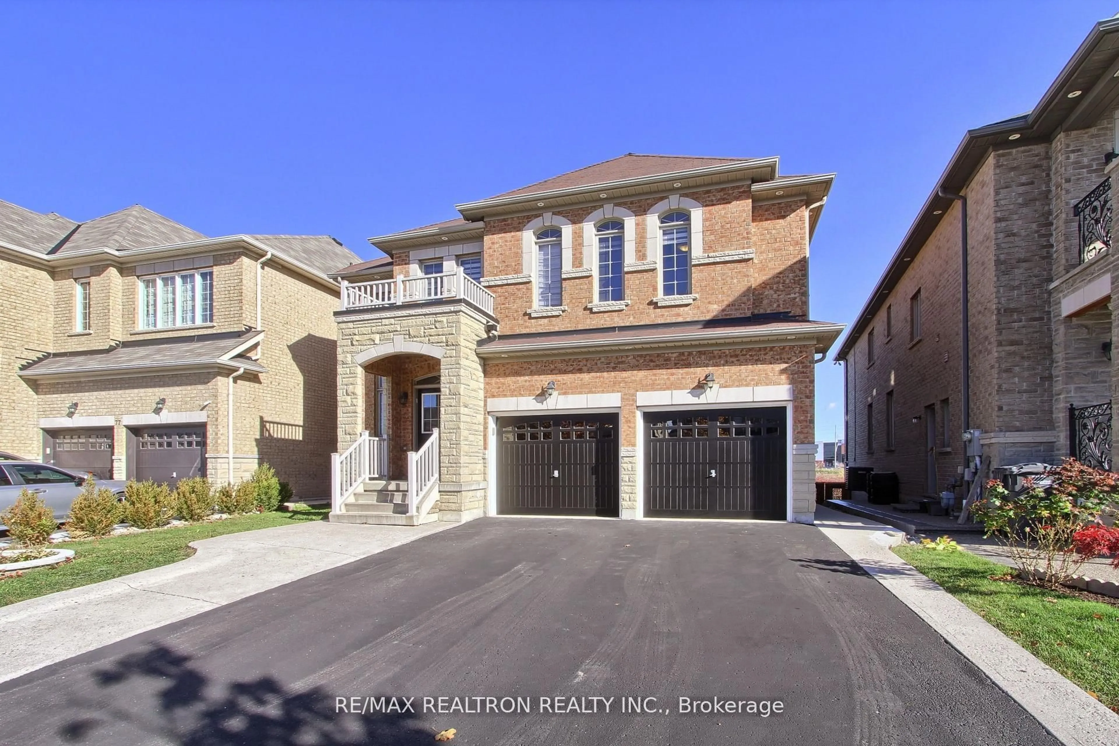 Home with brick exterior material, street for 79 Apple Valley Way, Brampton Ontario L6P 0W4