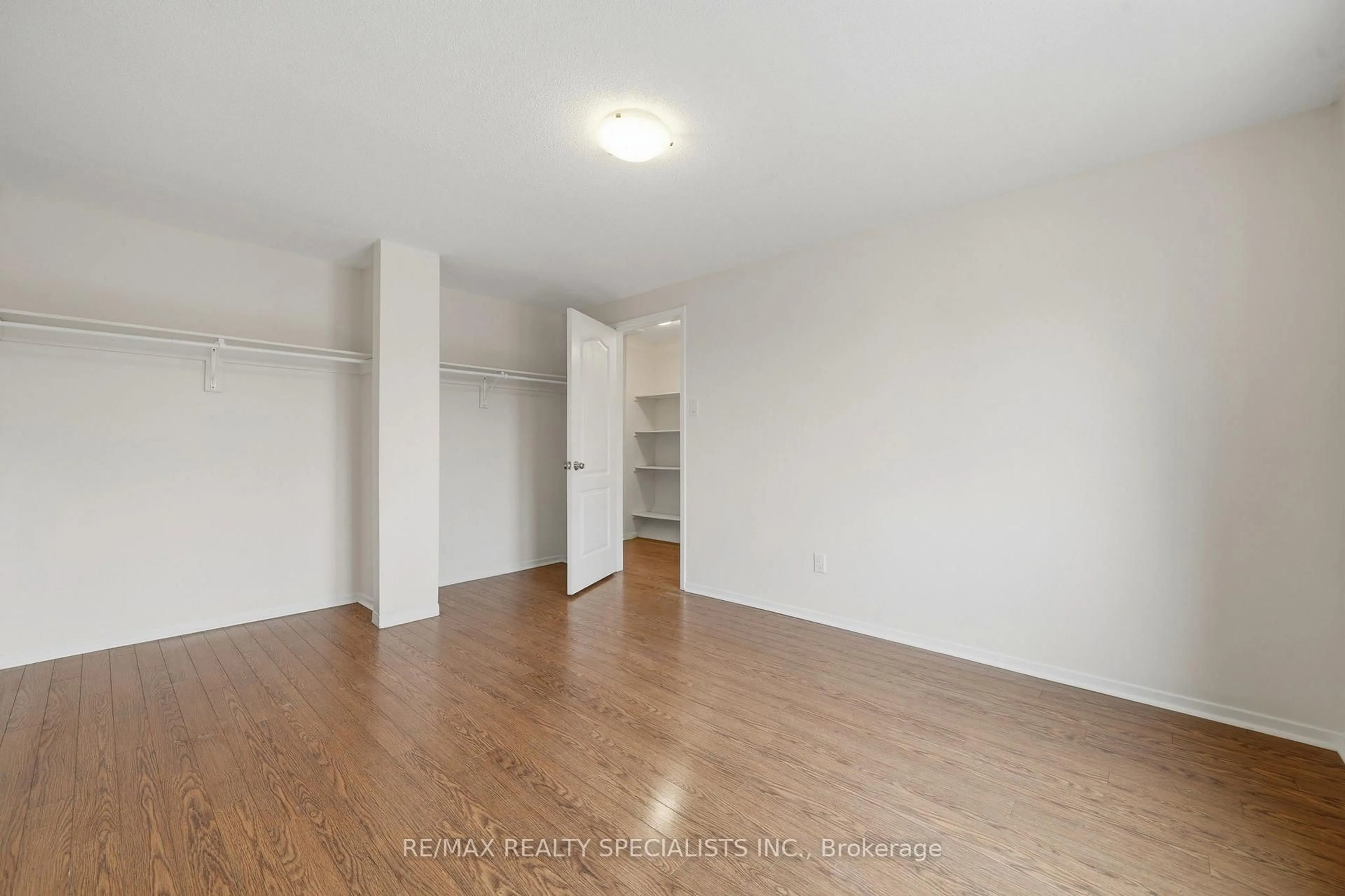 A pic of a room for 44 Fanshawe Dr, Brampton Ontario L6Z 1A9