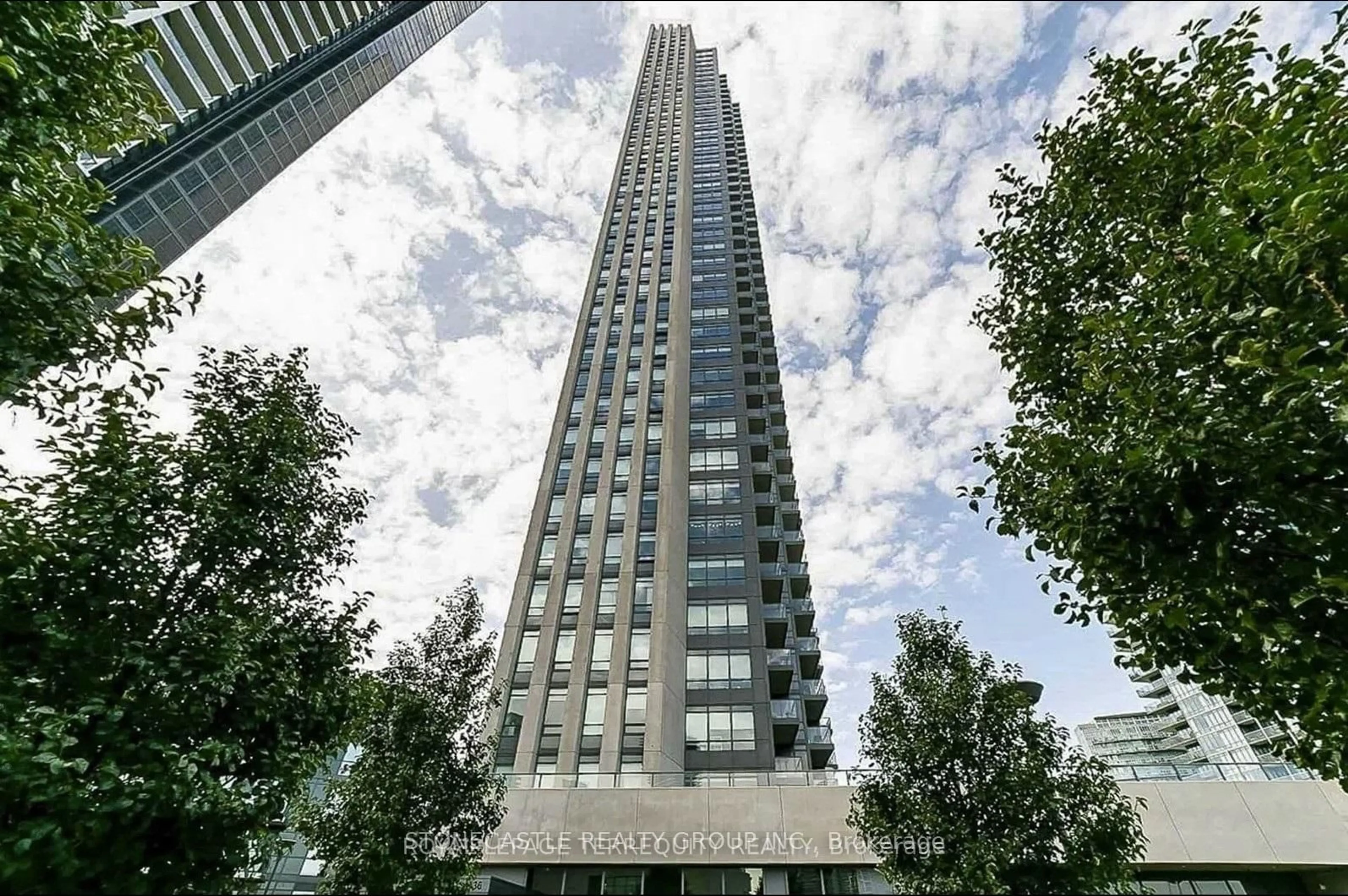 A pic from outside/outdoor area/front of a property/back of a property/a pic from drone, building for 36 Park Lawn Rd #2401, Toronto Ontario M8V 0E5