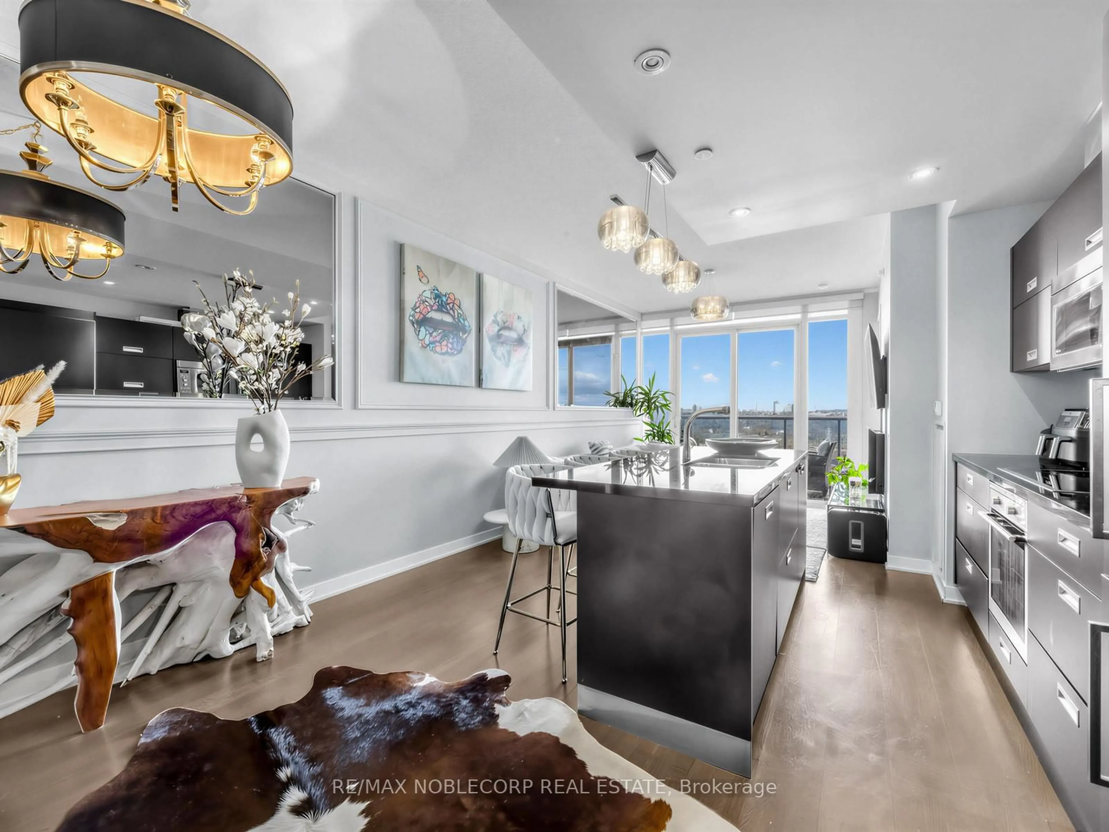 Unknown for 88 Park Lawn Rd #2212, Toronto Ontario M8Y 0B5