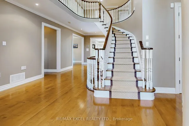 5368 Vail Crt, Mississauga 4