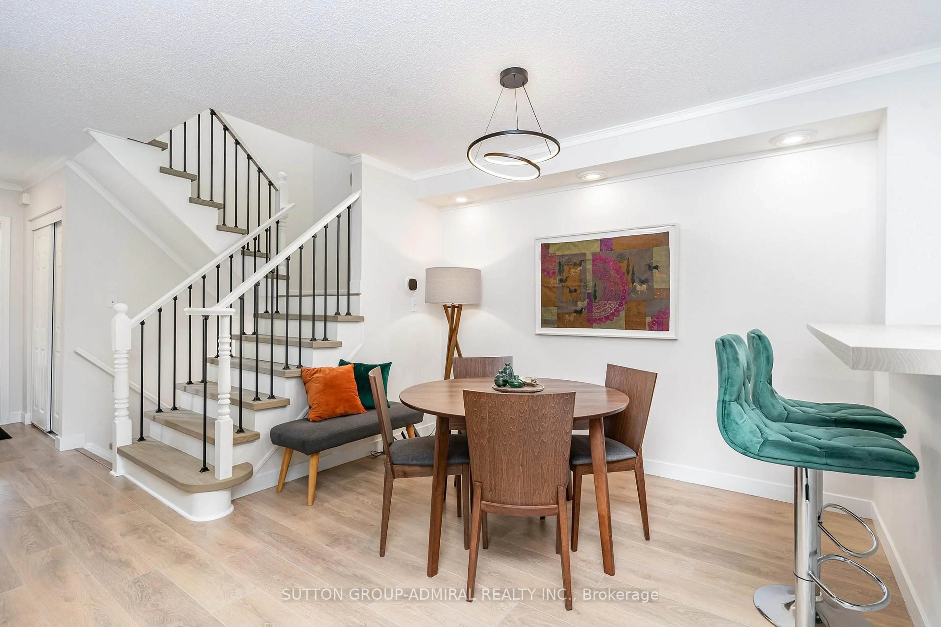 Dining room, unknown for 2225 Amberglen Crt, Oakville Ontario L6M 4W8