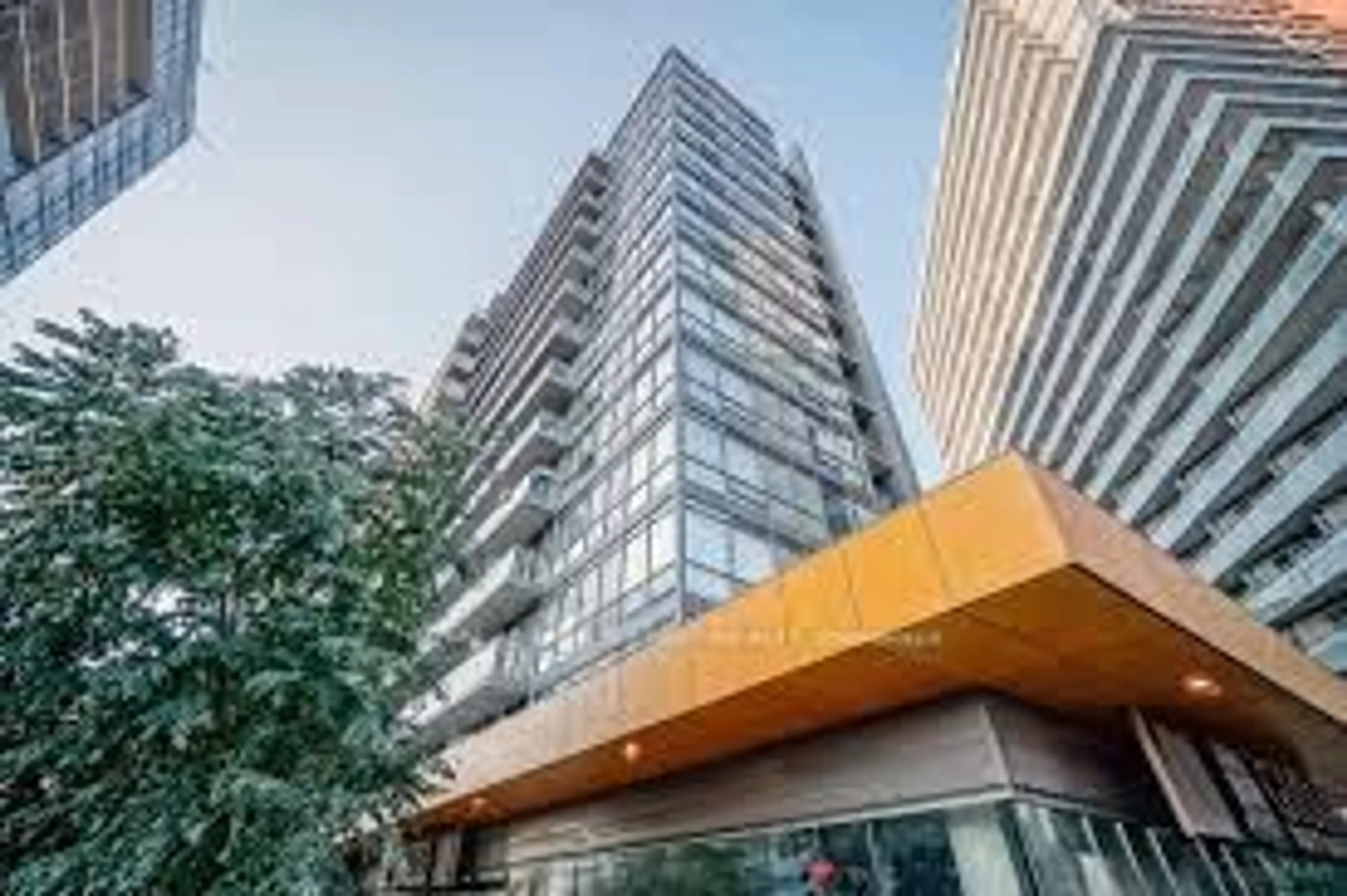 Indoor foyer for 20 Joe Shuster Way #612, Toronto Ontario M6K 0A3