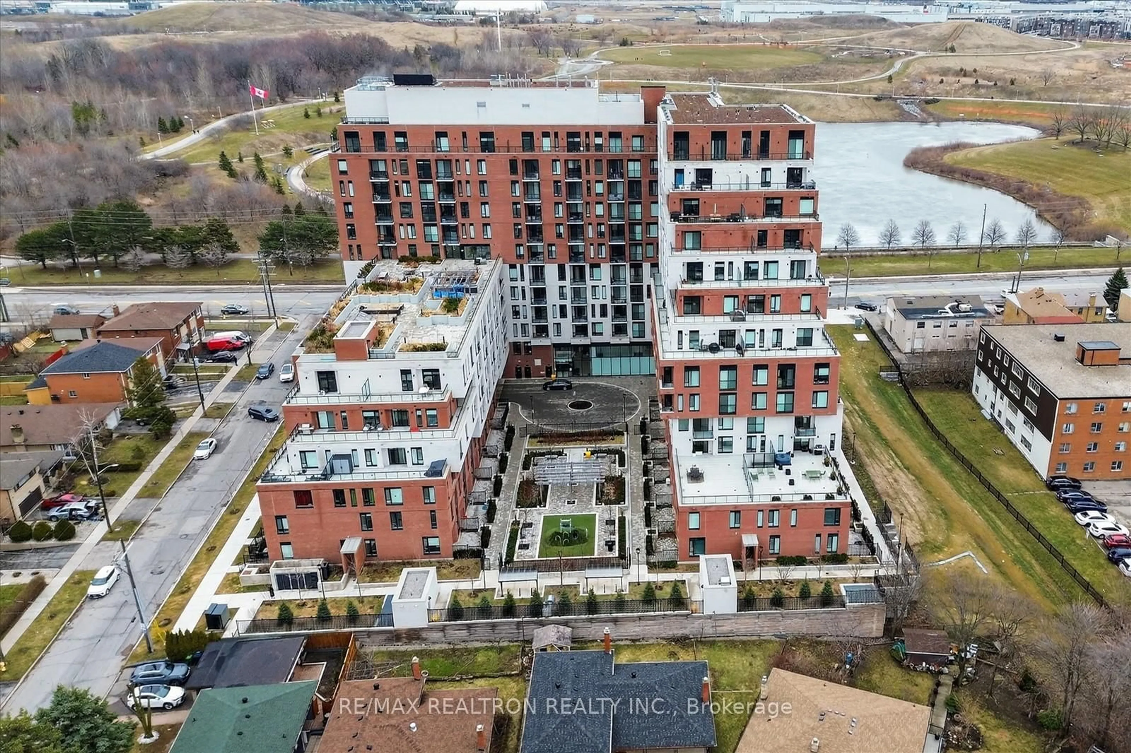 A pic from outside/outdoor area/front of a property/back of a property/a pic from drone, city buildings view from balcony for 3100 Keele St #323, Toronto Ontario M3M 0E1