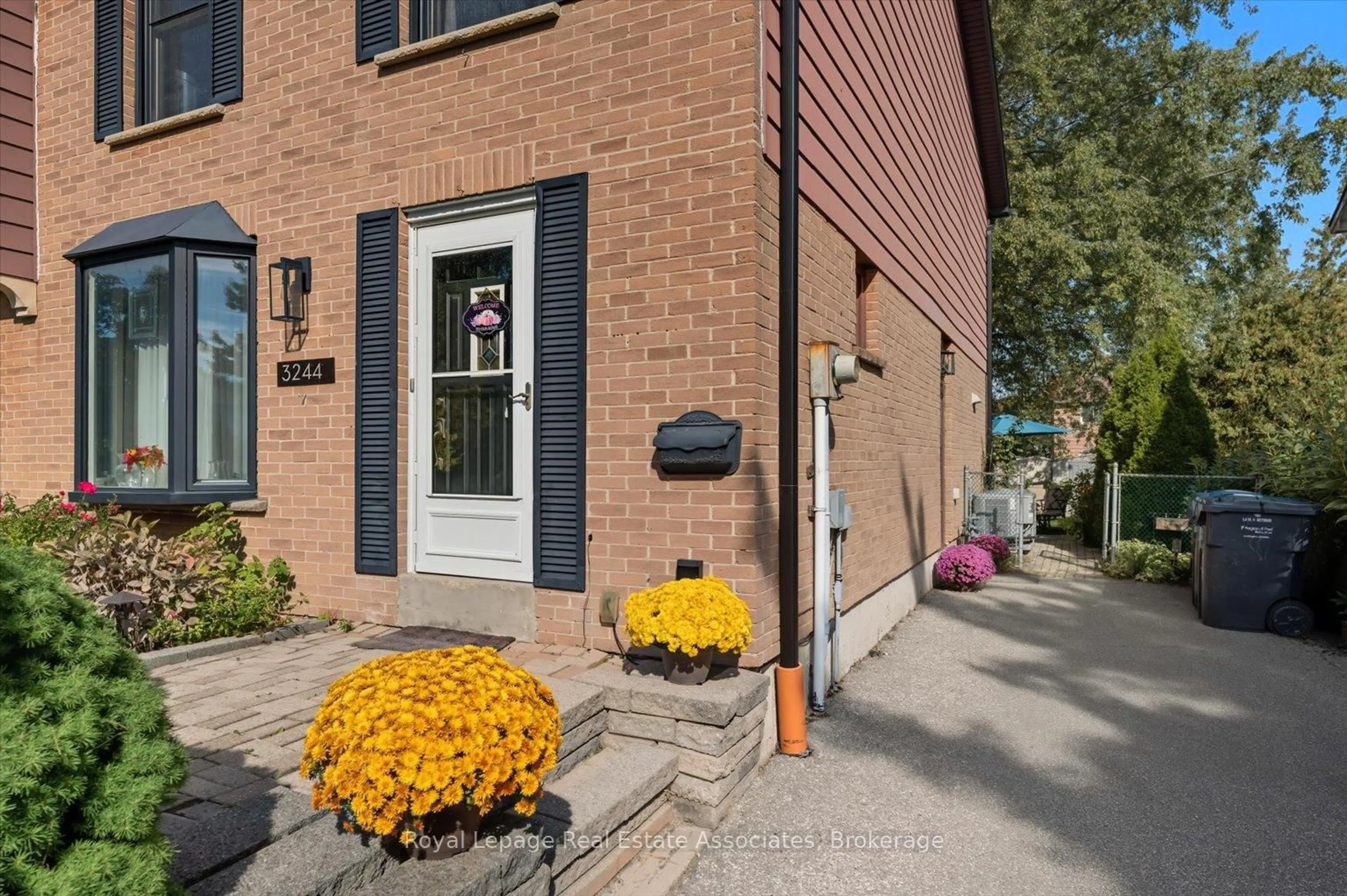 Unknown for 3244 Mainsail Cres, Mississauga Ontario L5L 1H2