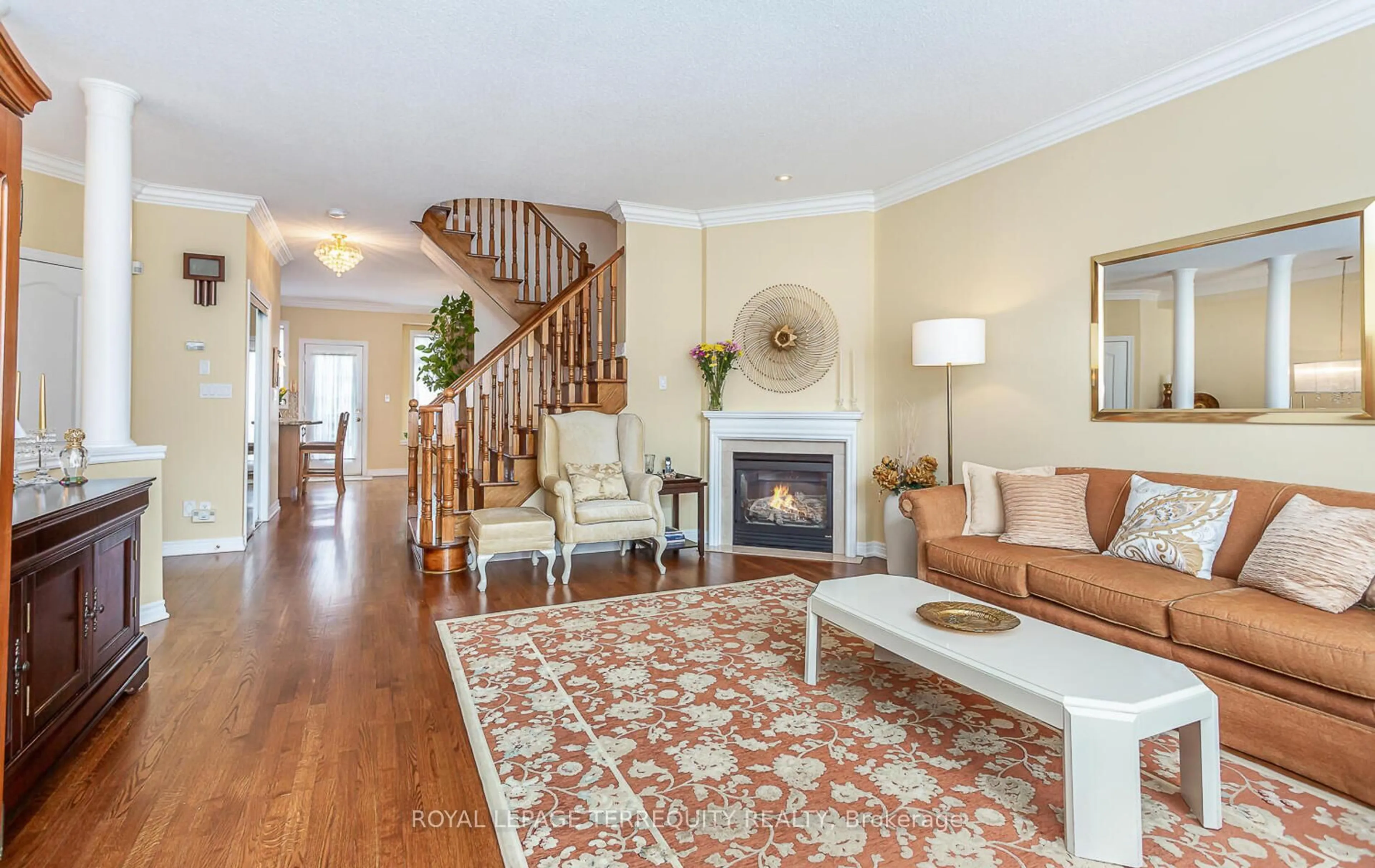 Unknown for 485 Bristol Rd #9, Mississauga Ontario L5R 4G2