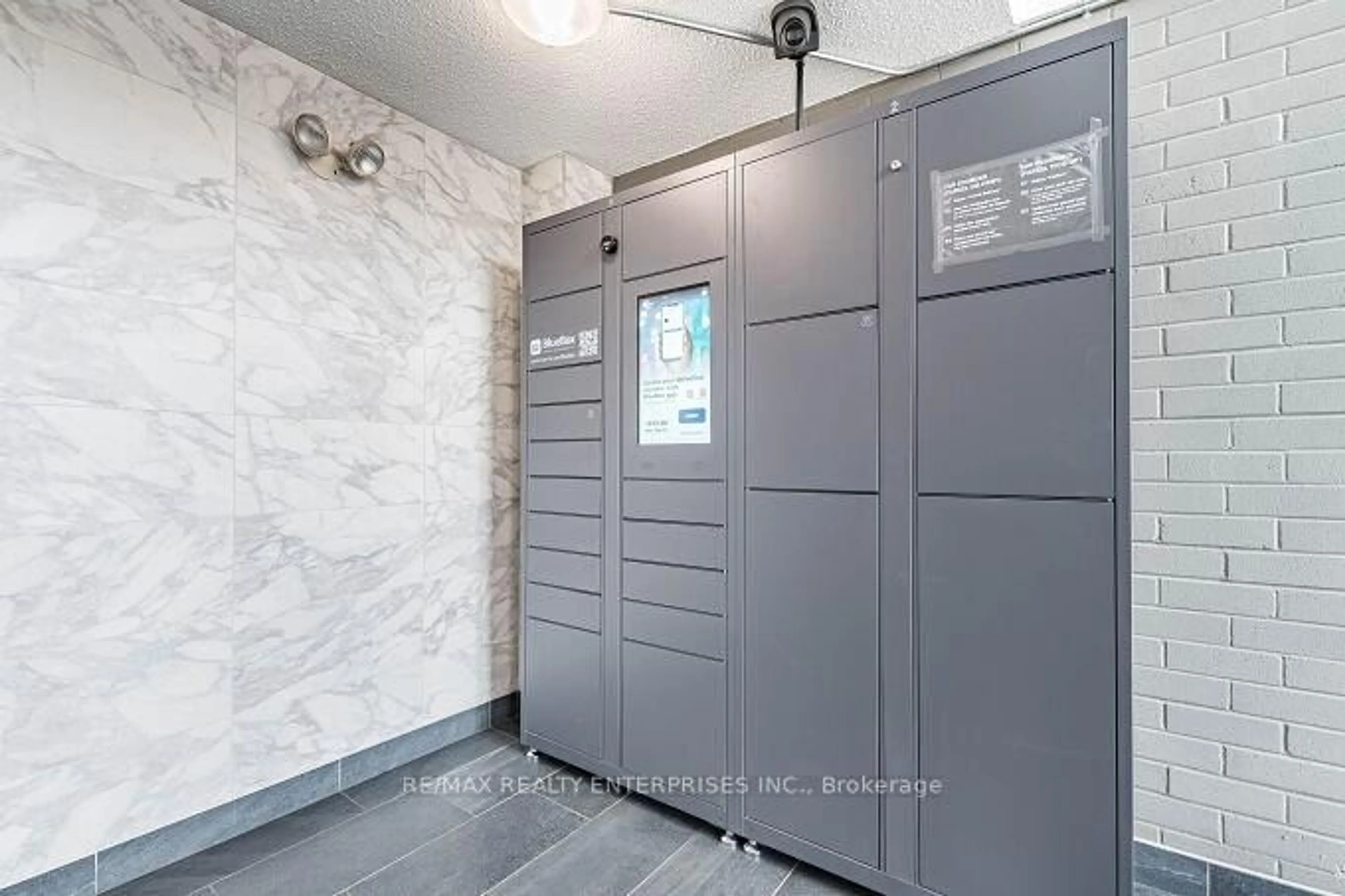 Unknown for 2001 Bonnymede Dr #120, Mississauga Ontario L5J 4H8