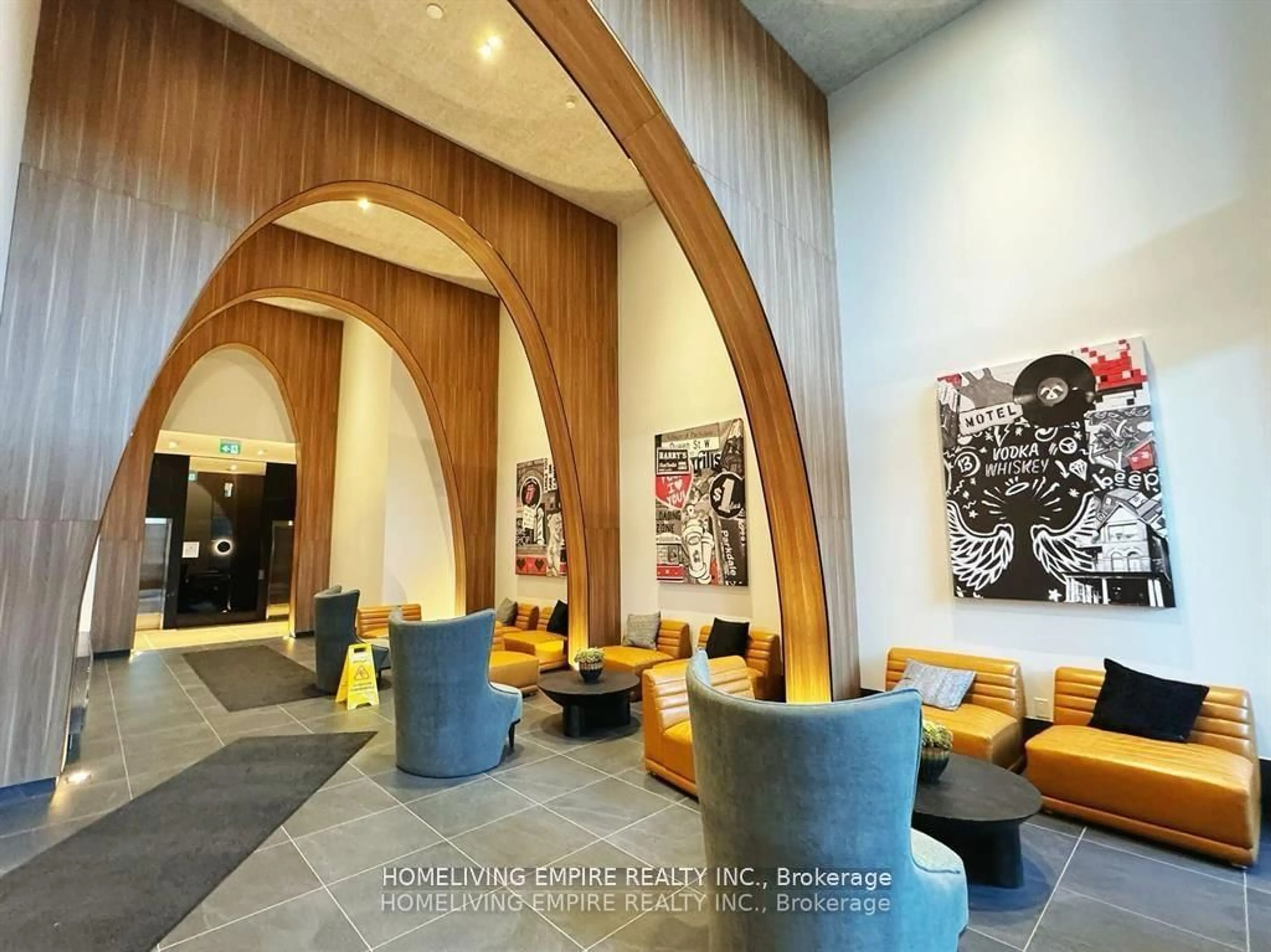 Lobby for 270 Dufferin St #206, Toronto Ontario M6K 0H8