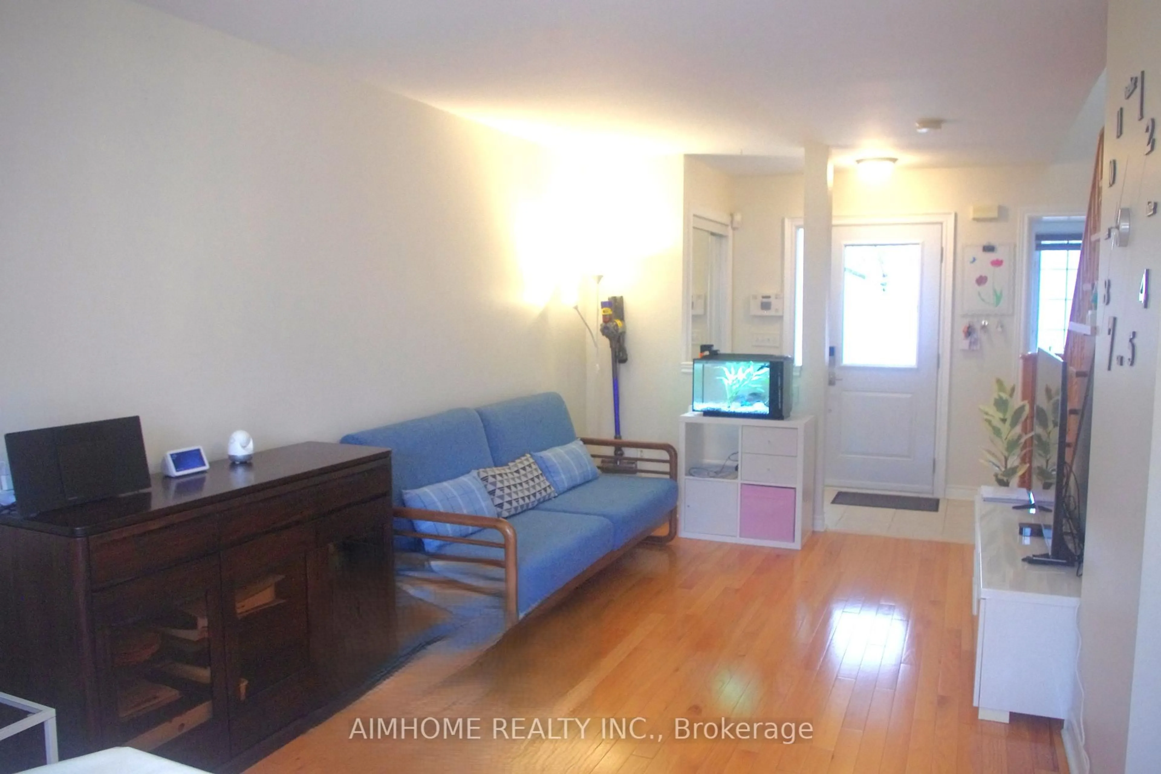 A pic of a room for 4889 James Austin Dr, Mississauga Ontario L4Z 4J2