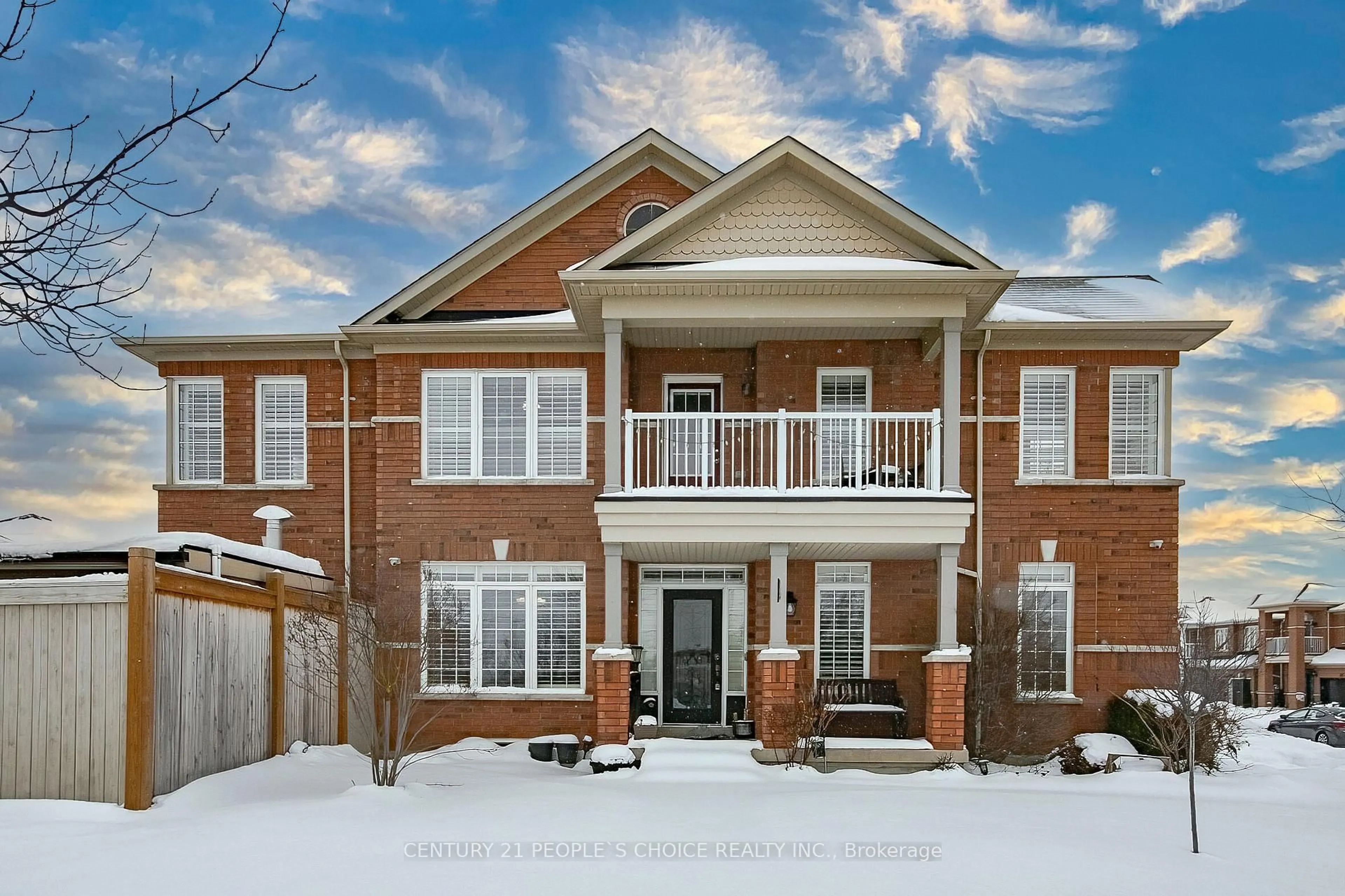 Home with brick exterior material, street for 33 Accent Circ, Brampton Ontario L7A 0L3