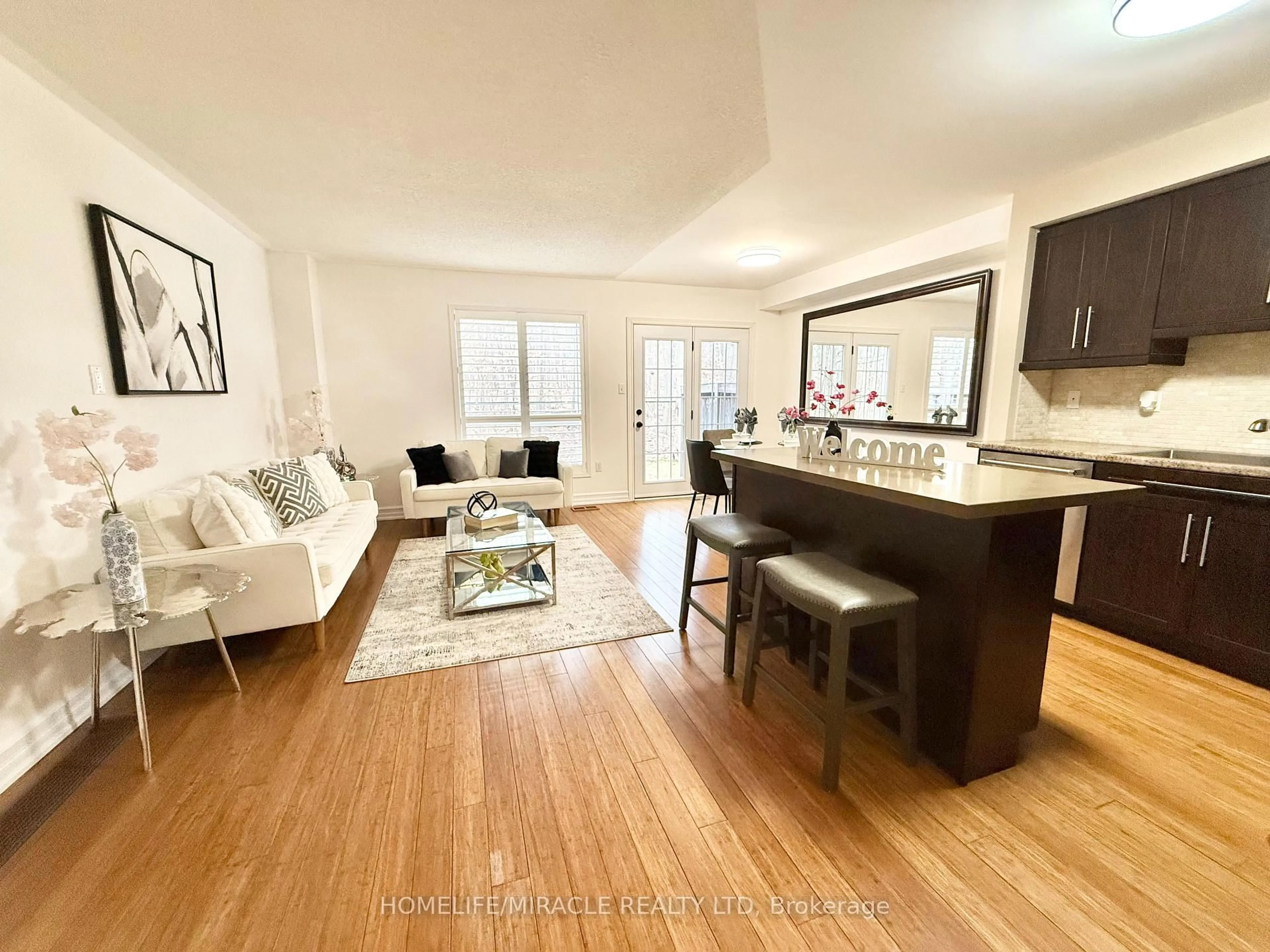 Unknown for 5530 Glen Erin Dr ##28, Mississauga Ontario L5M 6E8