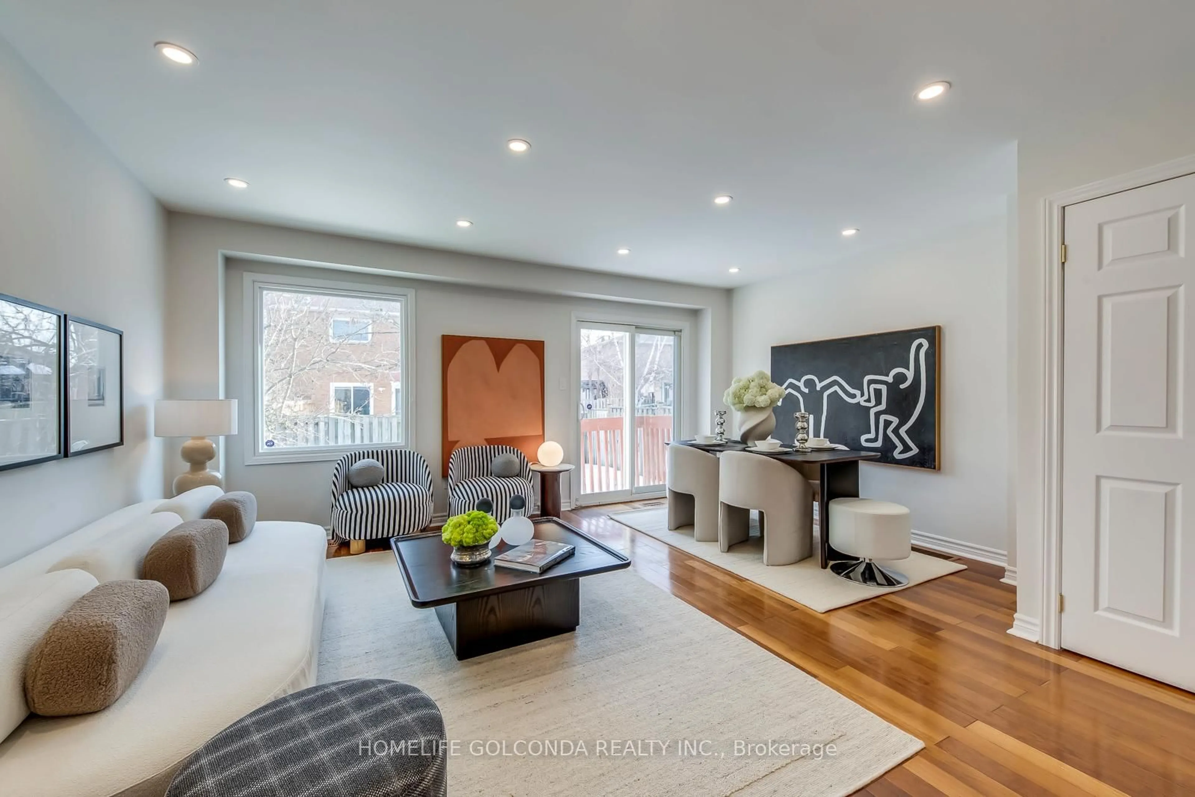 Living room with furniture, unknown for 439 Bluesky Cres, Mississauga Ontario L5R 2R9